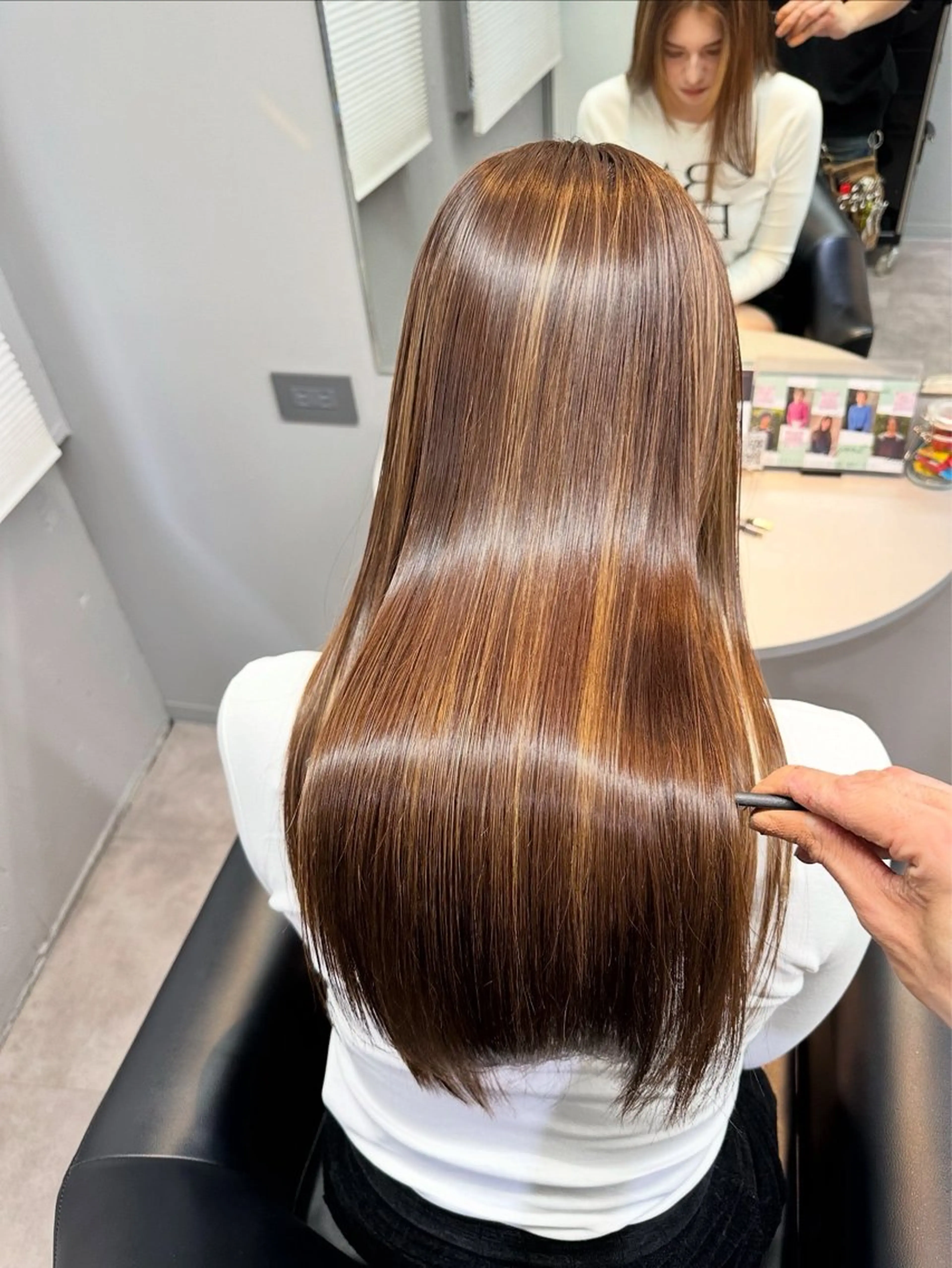 ロング カラー トリートメント トリートメント 美髪矯正・レイヤー 倉友哉のヘアスタイル