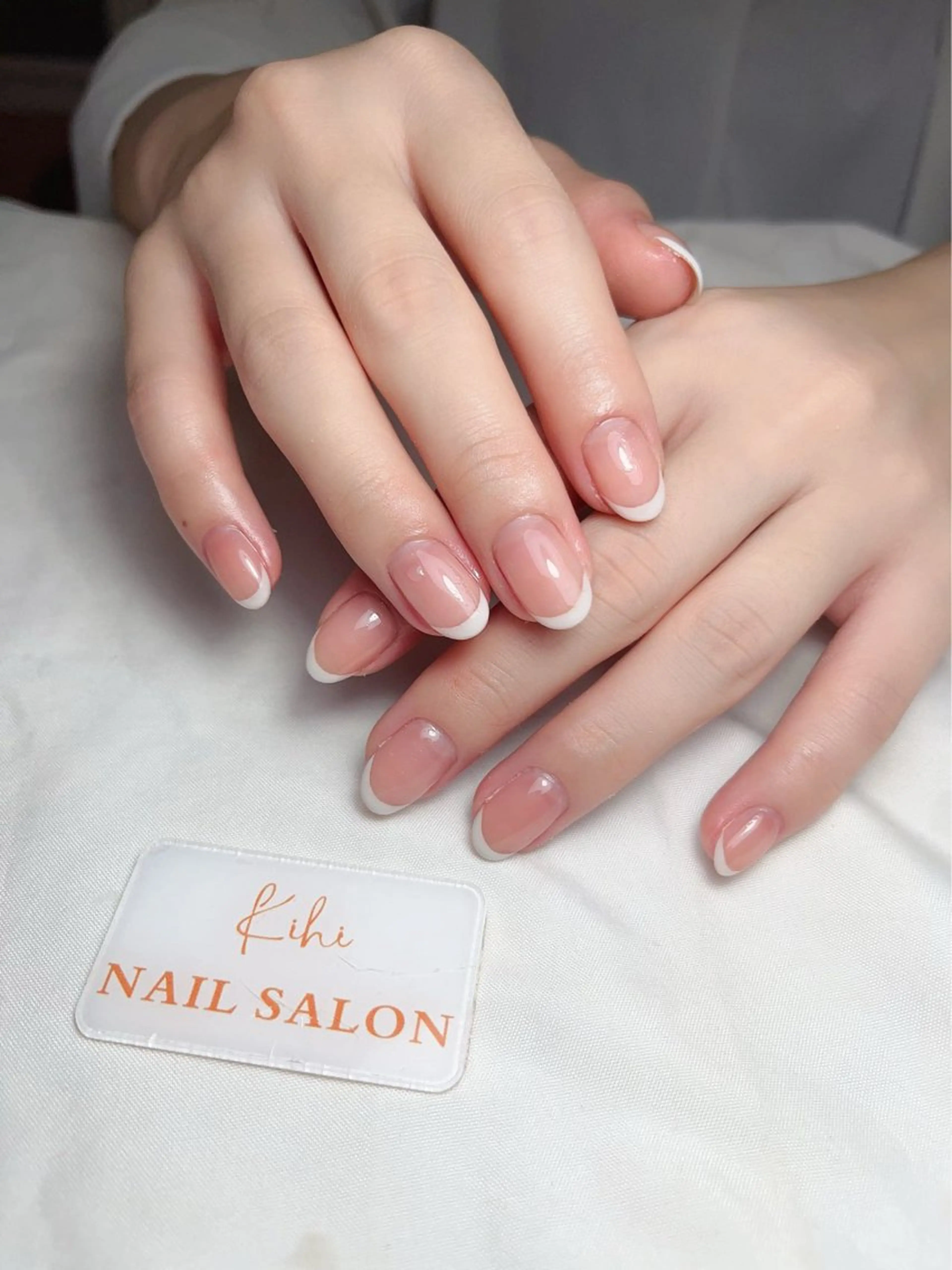 ネイル アートネイル フレンチネイル ジェルネイル グラデーション 韓国ネイル ハンドネイル 💕鈴木ユリ パラジェル/オフ無料のネイルデザイン