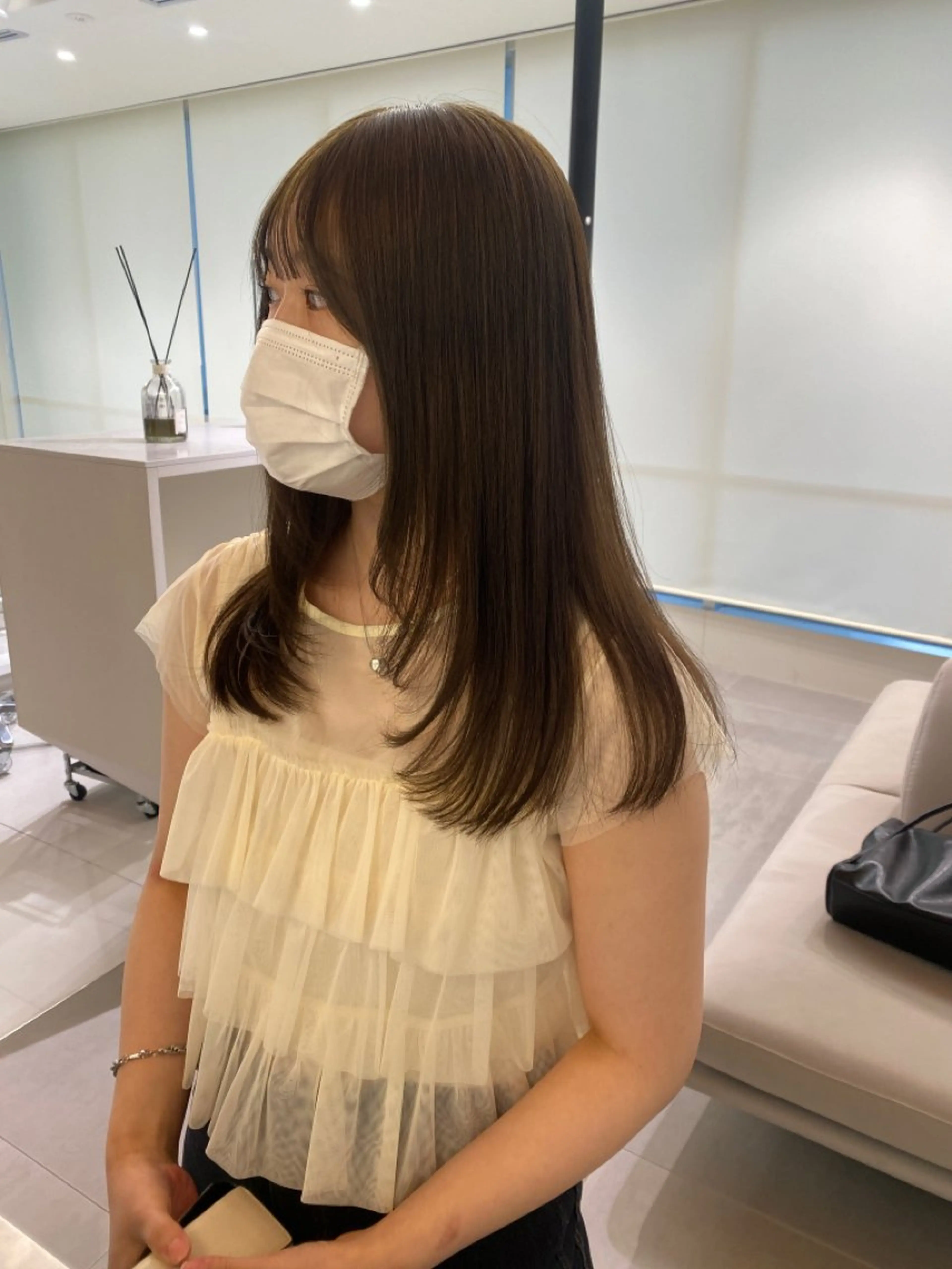 ロング ロング 高発色ブリーチ/ ハイレイヤー🪽aiのヘアスタイル