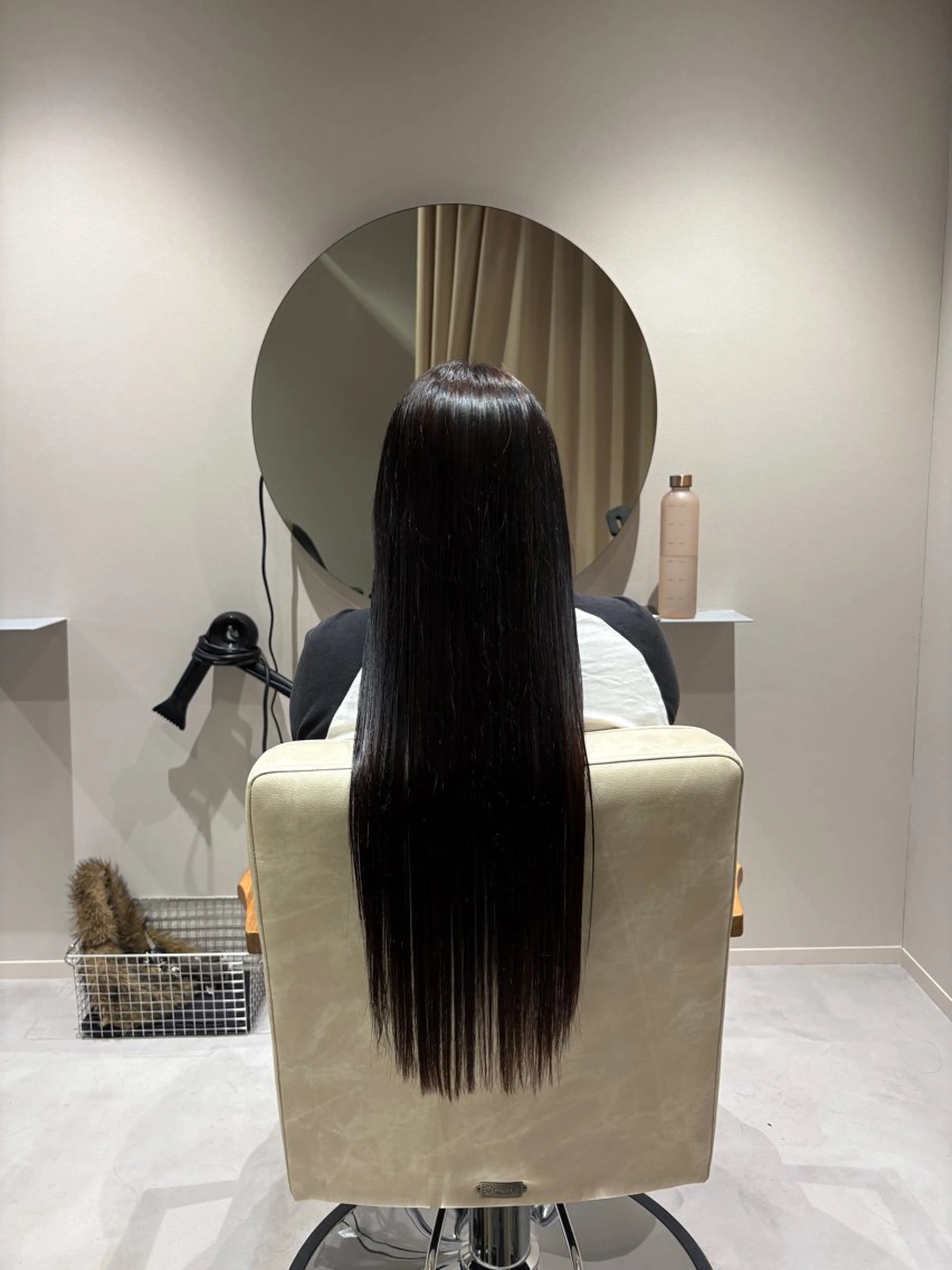 ロング 縮毛矯正 井山 葵のヘアスタイル