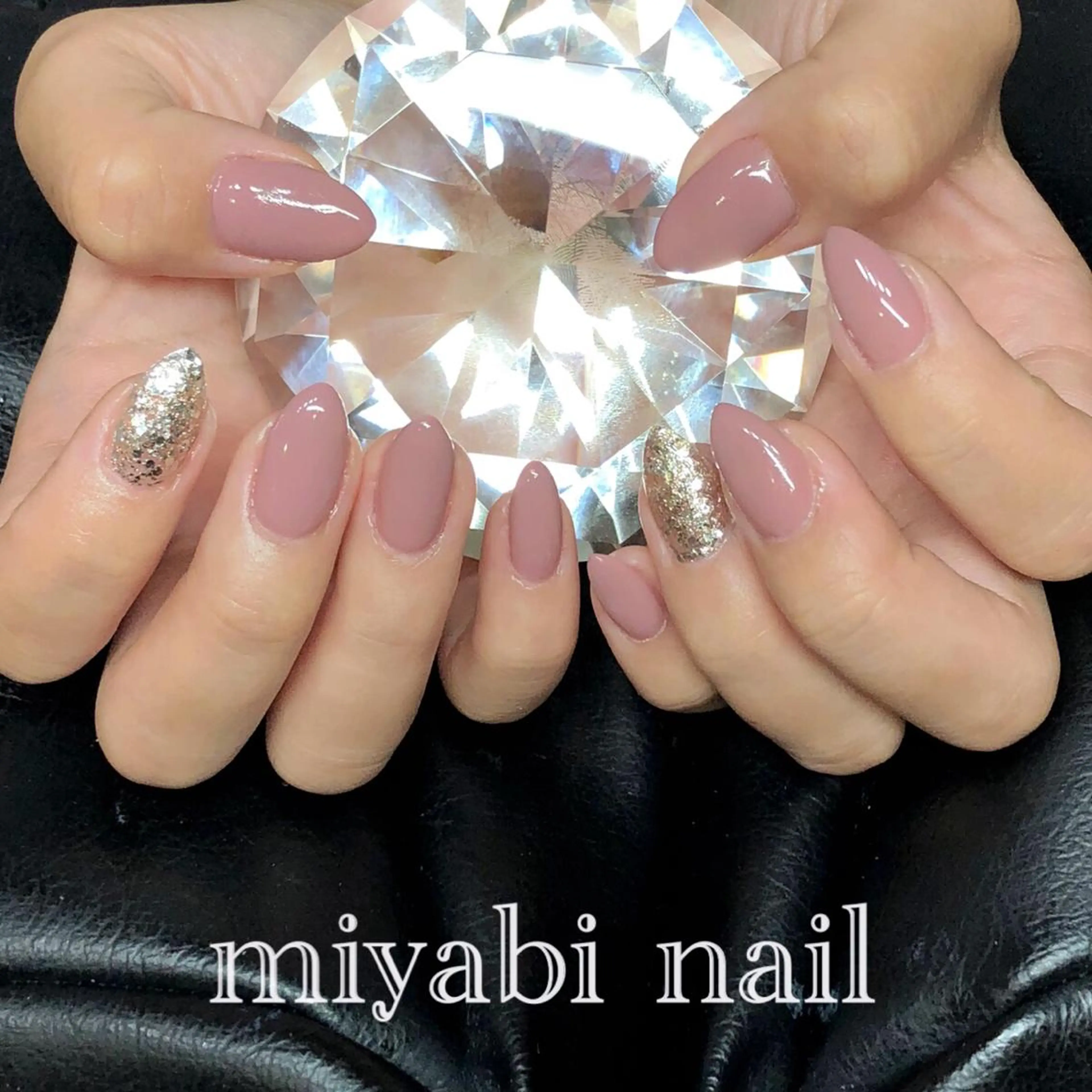 ネイル ラメ(グリッター) オフィスネイル ピンク シルバー シンプルネイル ハンドネイル miyabi nail 桂川駅近くのネイルデザイン