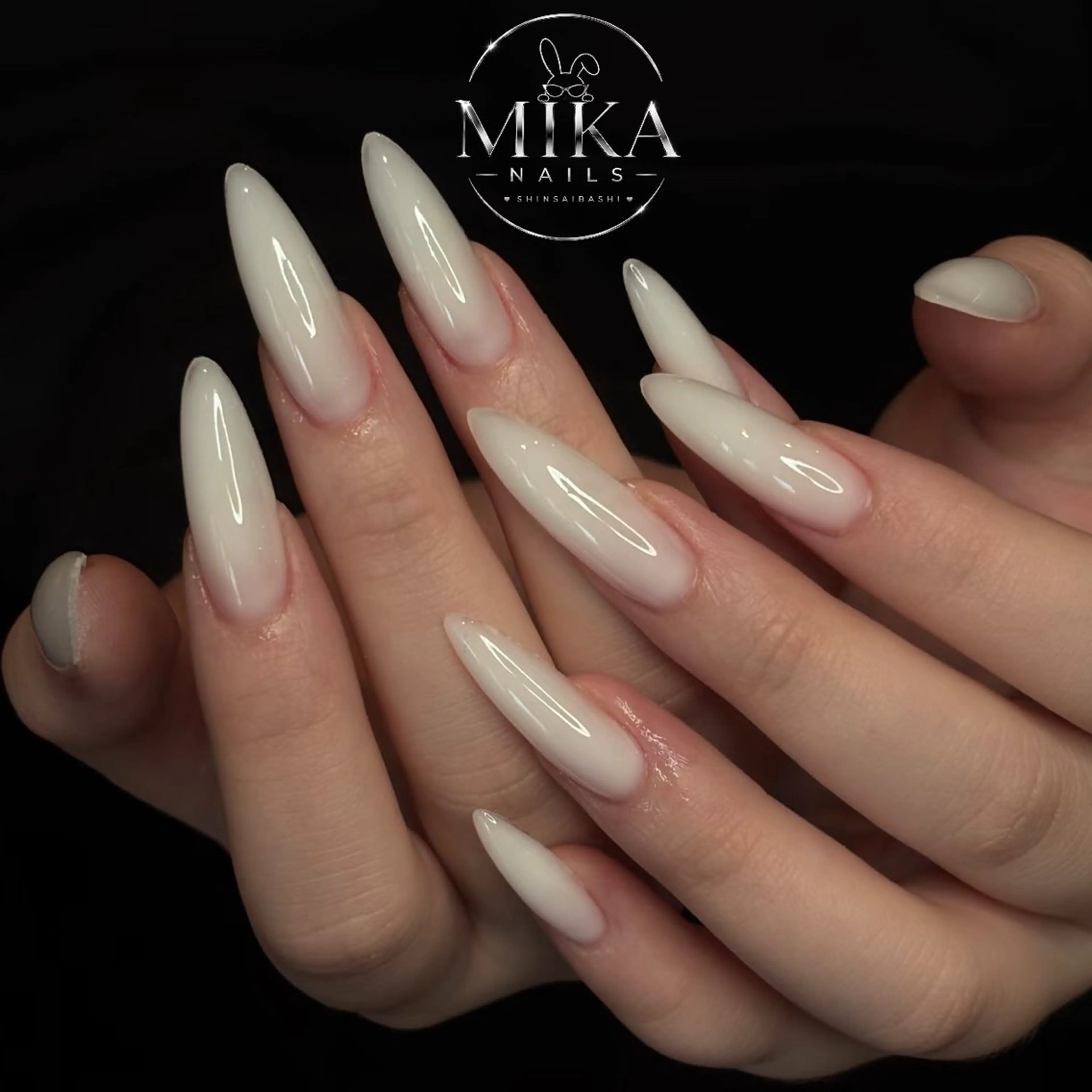 ネイル ハンドネイル Mika Nails 心斎橋のネイルデザイン