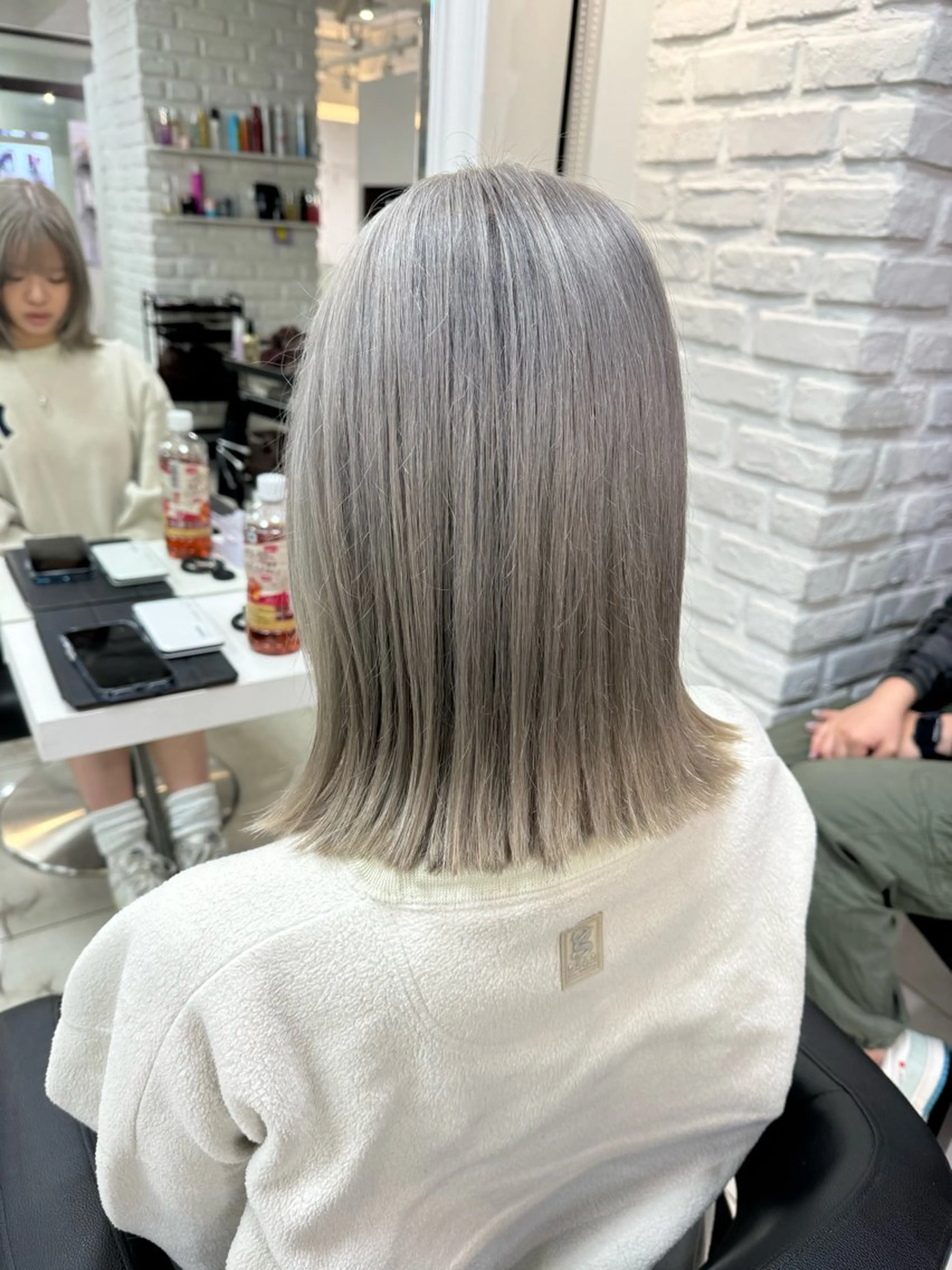 ミディアム カラー ブリーチ ケアブリーチ グレージュ イルミナカラー カット ヘアカラー トリートメント 【髪質改善】 kasumi🌷🌷のヘアスタイル