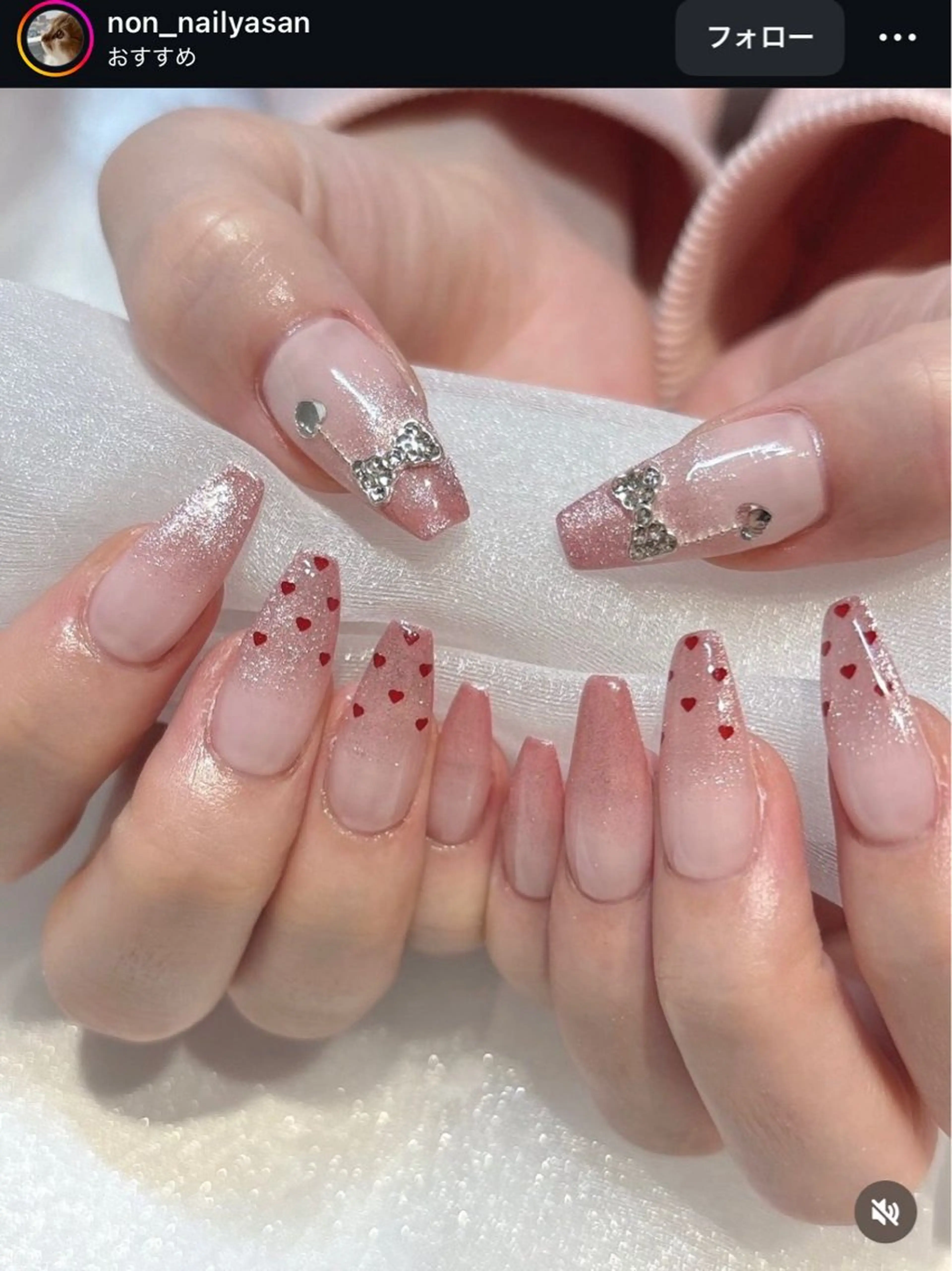 カラー グラデーションカラー ピンクカラー ハンドネイル AIN Nailのネイルデザイン