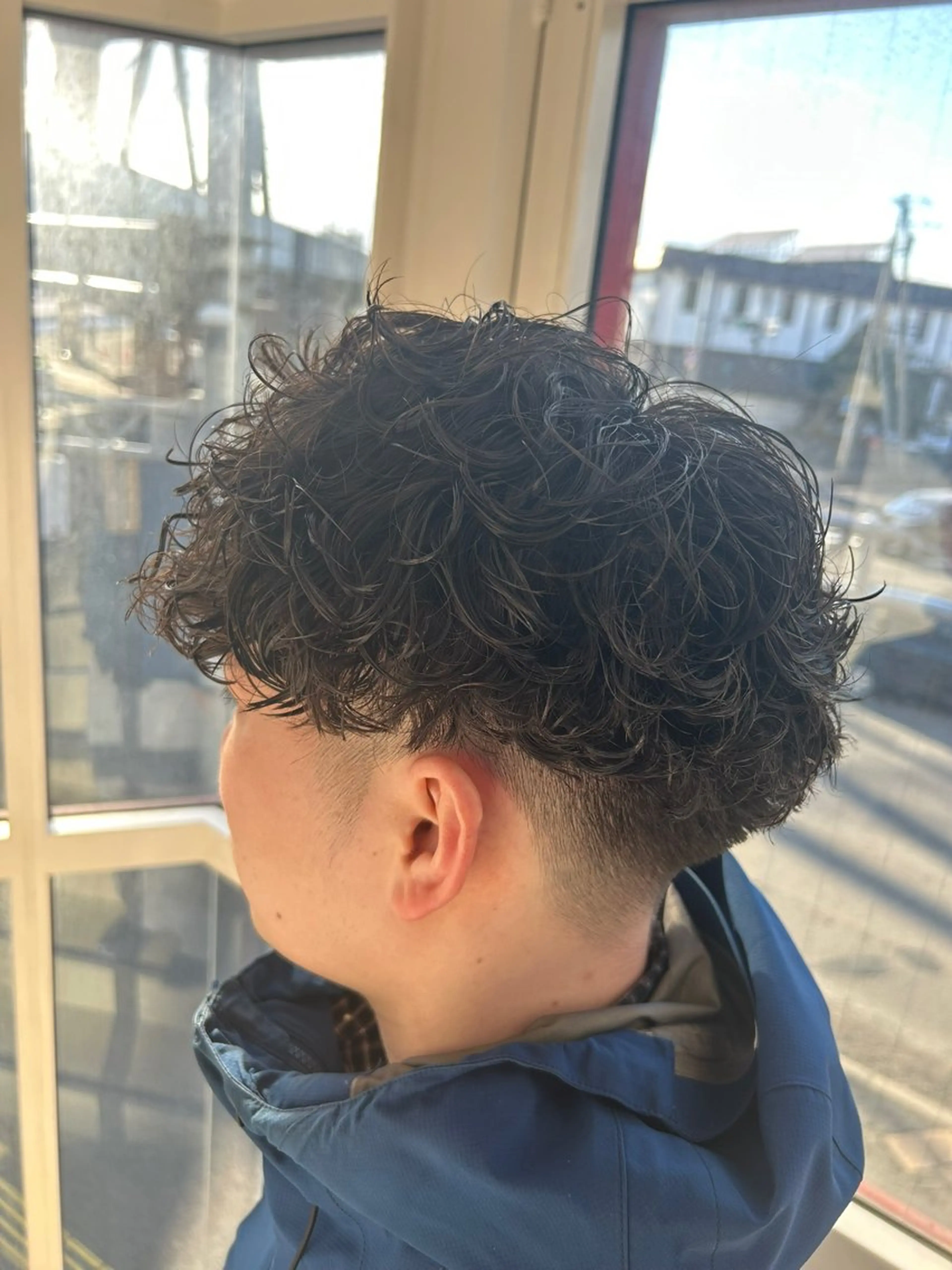 パーマ メンズ メンズパーマ 刈り上げ 波巻きパーマ カット パーマ メンズパーマ/メンズ カット/たばたよしきのヘアスタイル