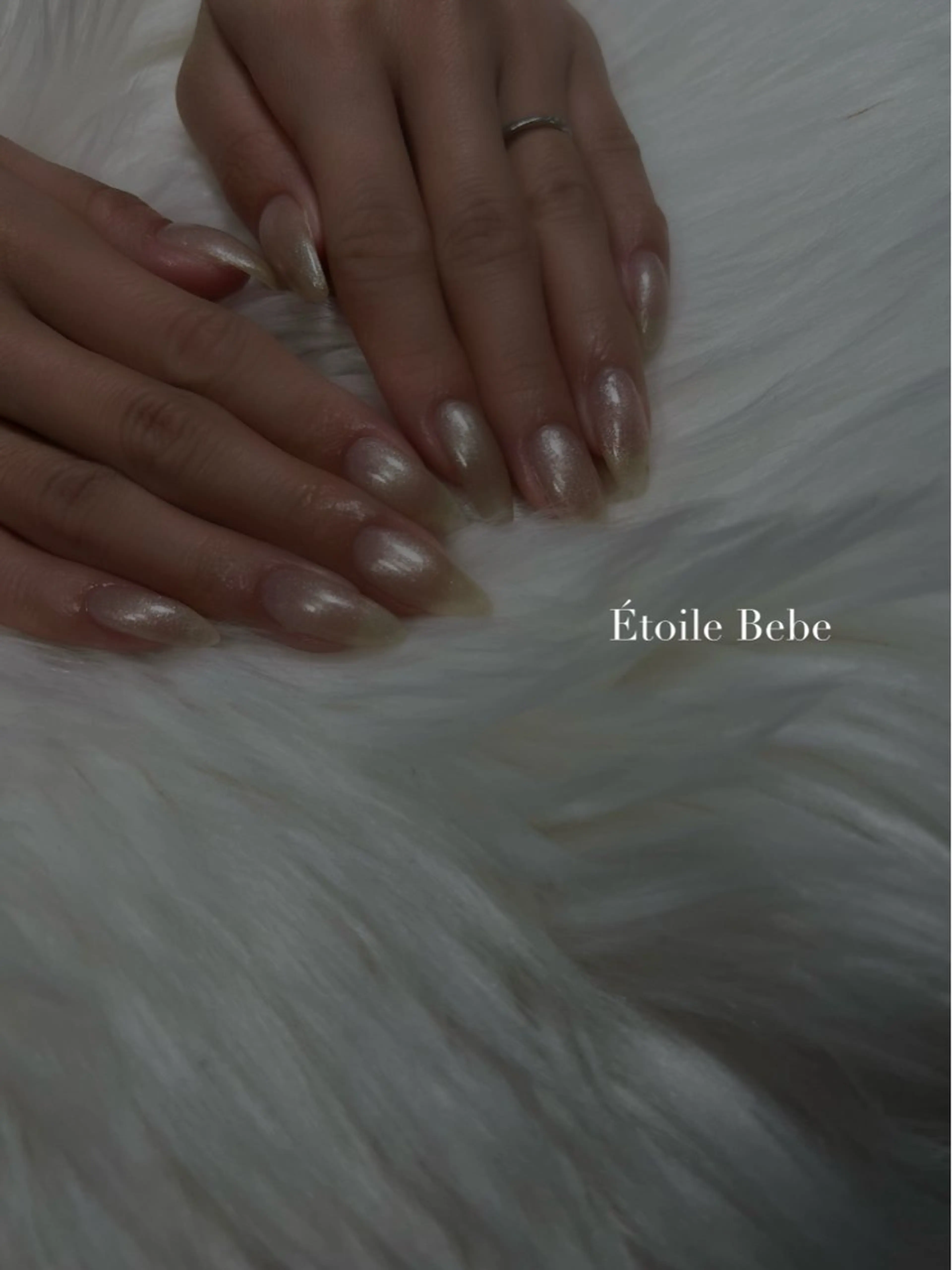 ネイル フラッシュネイル マグネットネイル ニュアンスネイル ワンカラーネイル ハンドネイル Étoile Bebeのエステ・リラクイメージ