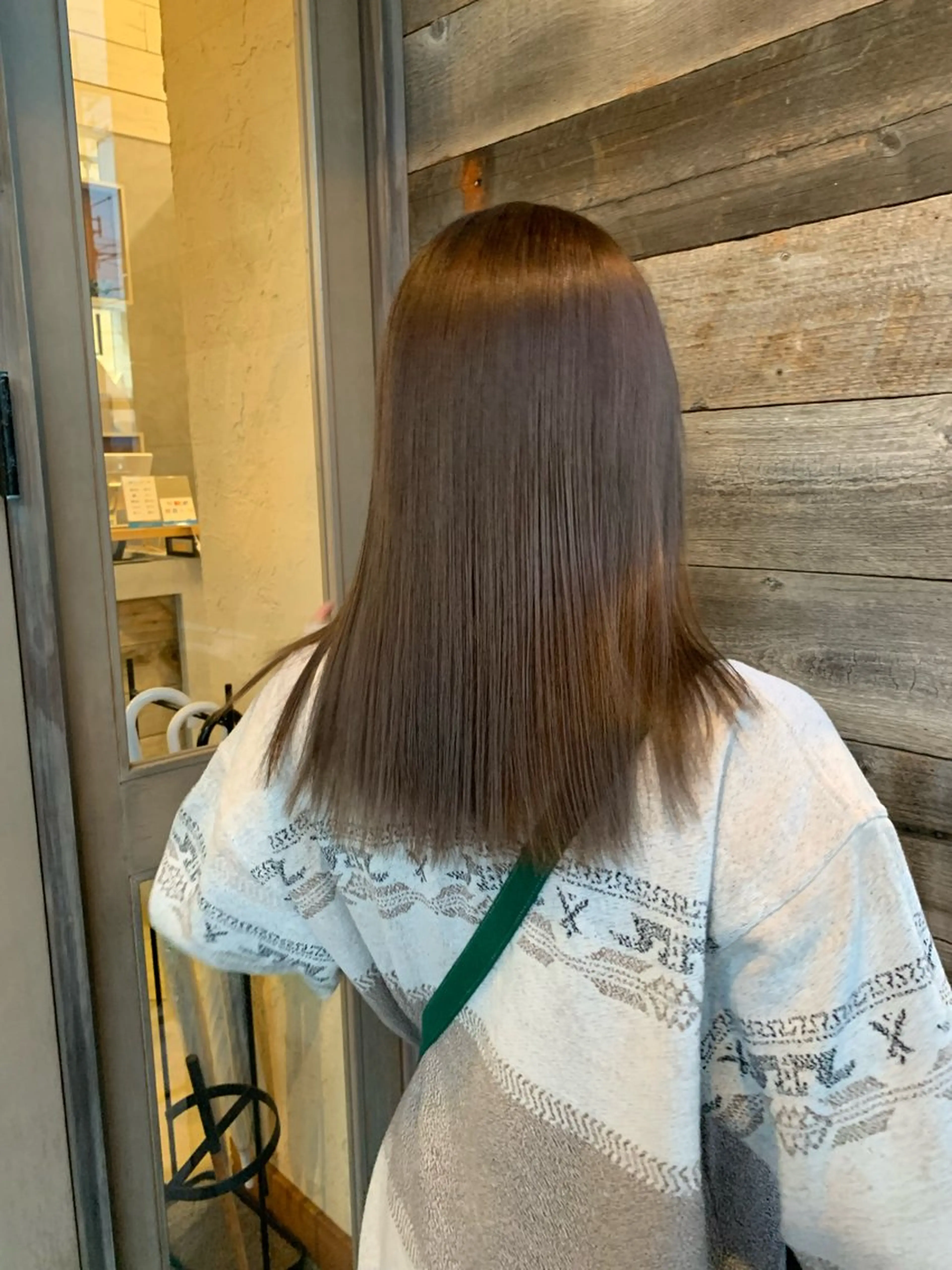 セミロング カワサキ マホのヘアスタイル