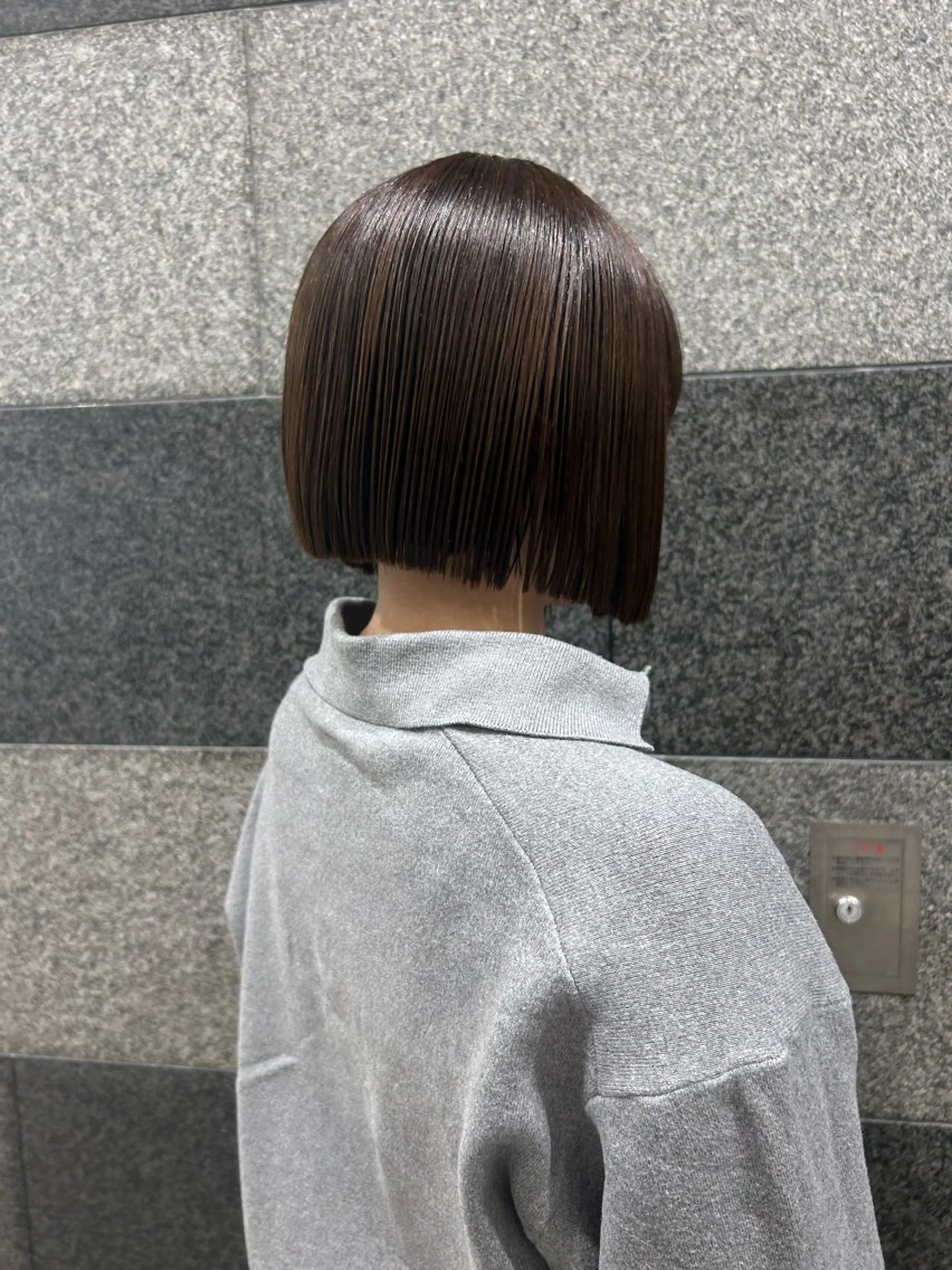 ショート morio コトミのヘアスタイル