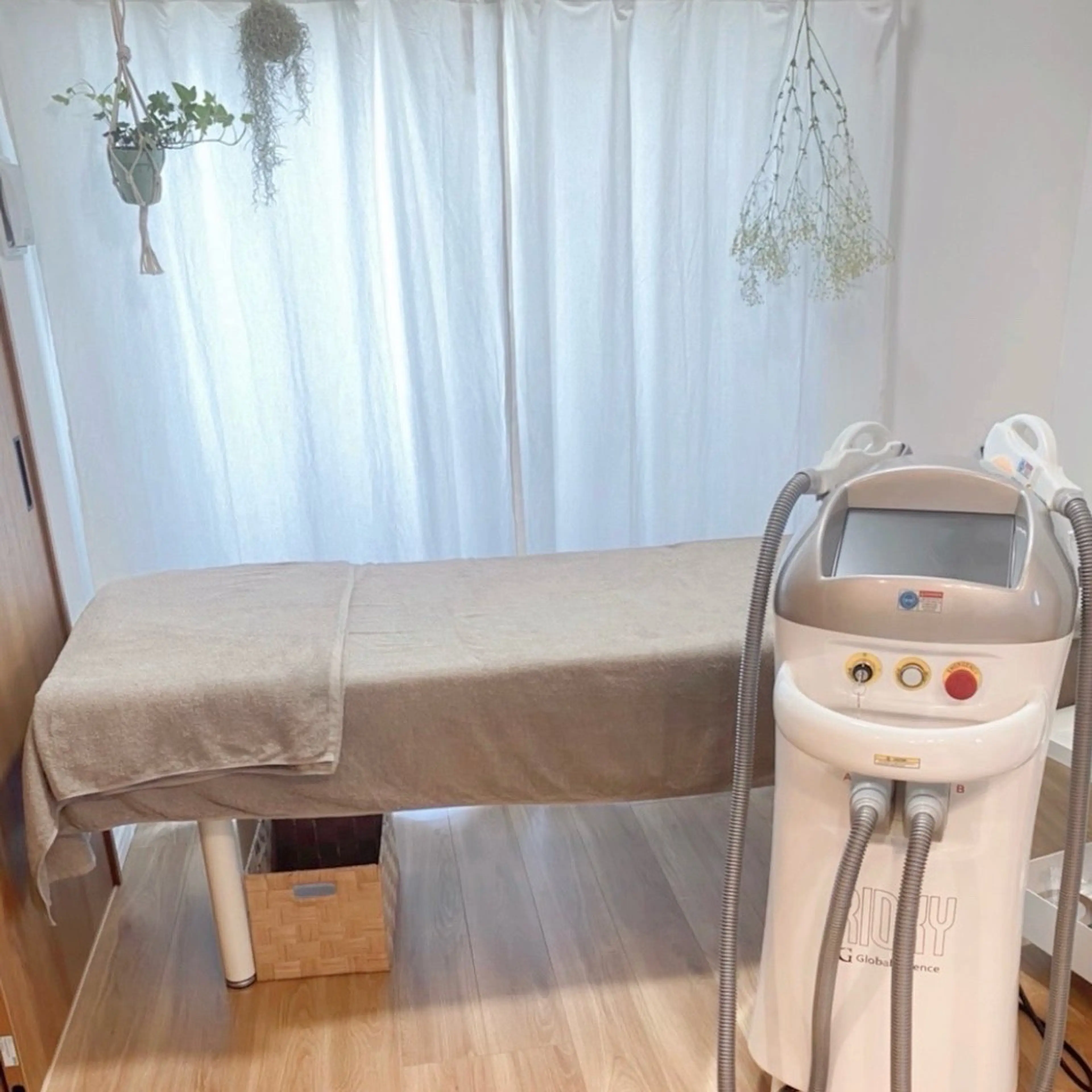 あけみ✳︎ まつ毛パーマのマツエク・マツパデザイン