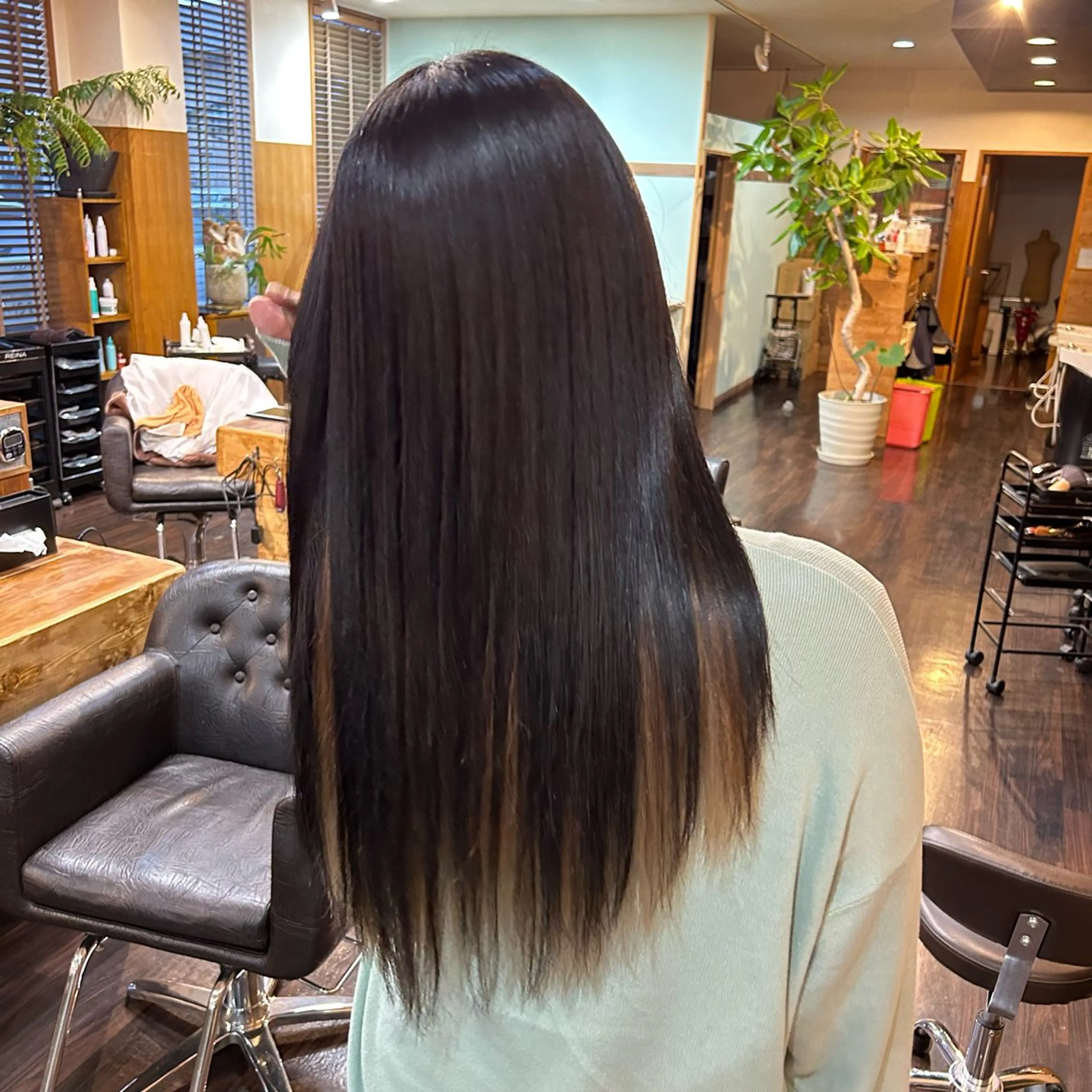 ロング カット トリートメント 人気🌻《髪質改善》 平井 綾乃のヘアスタイル