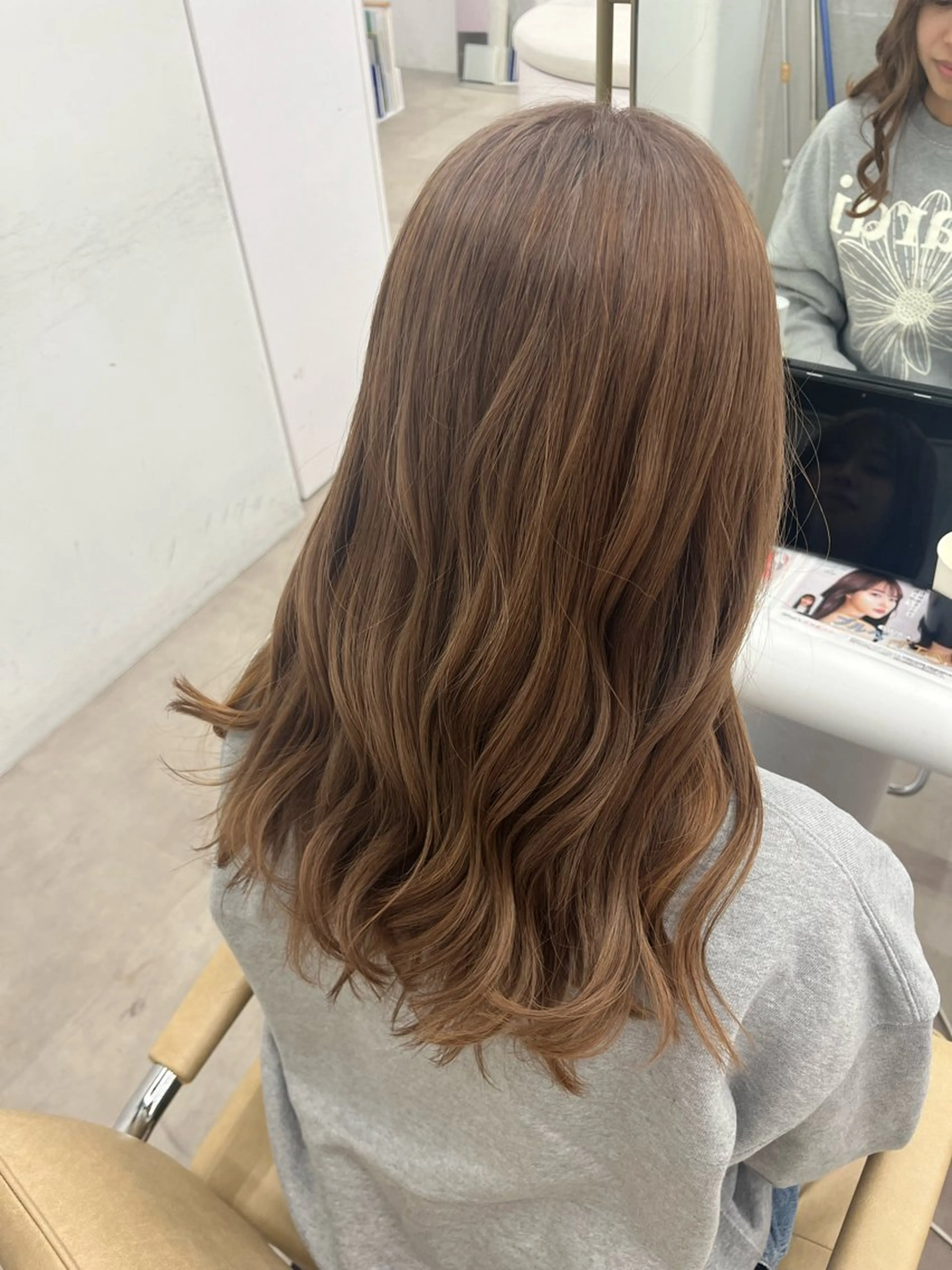 セミロング 暖色ブリーチ ⭐️honokaのヘアスタイル