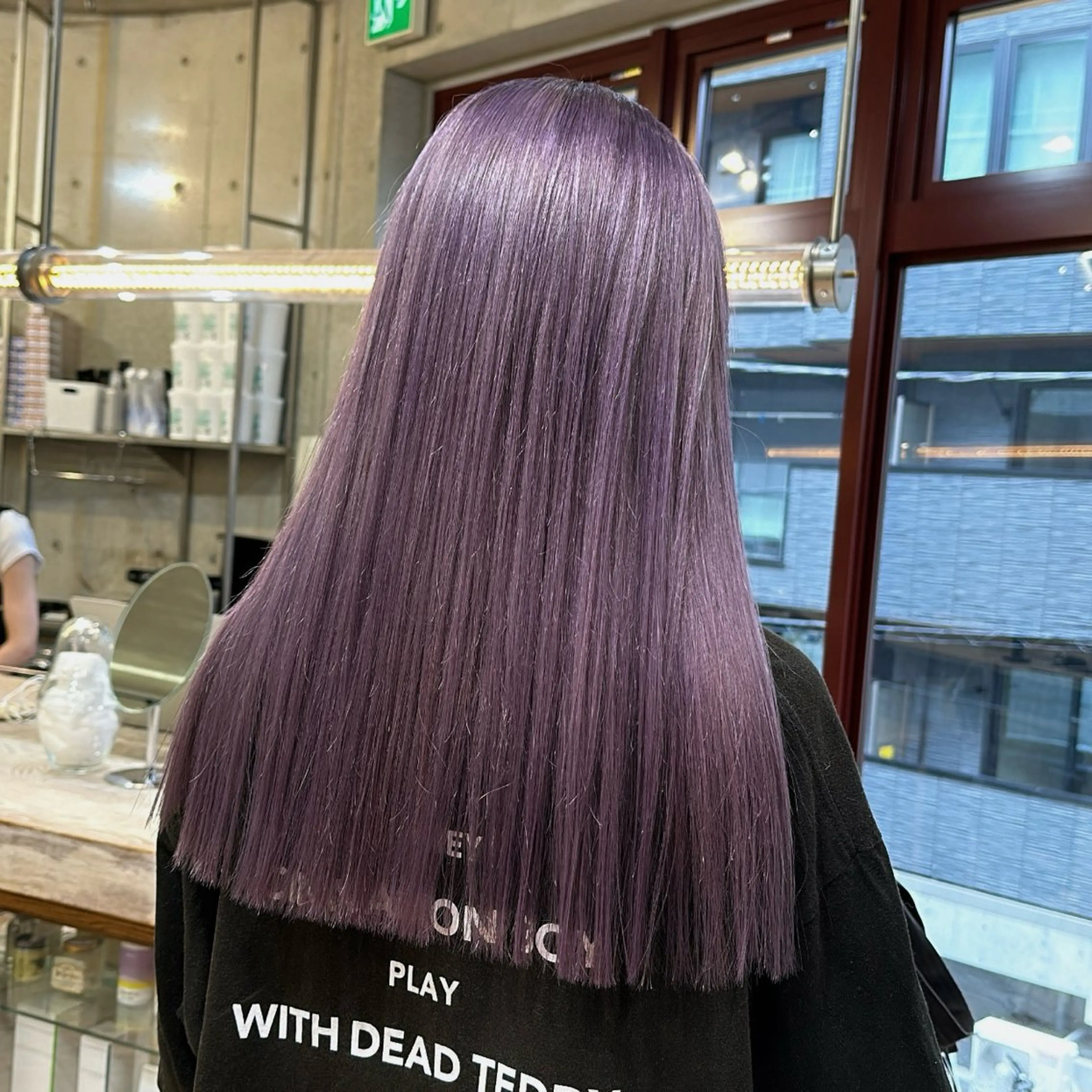 カラー RINA .のヘアスタイル