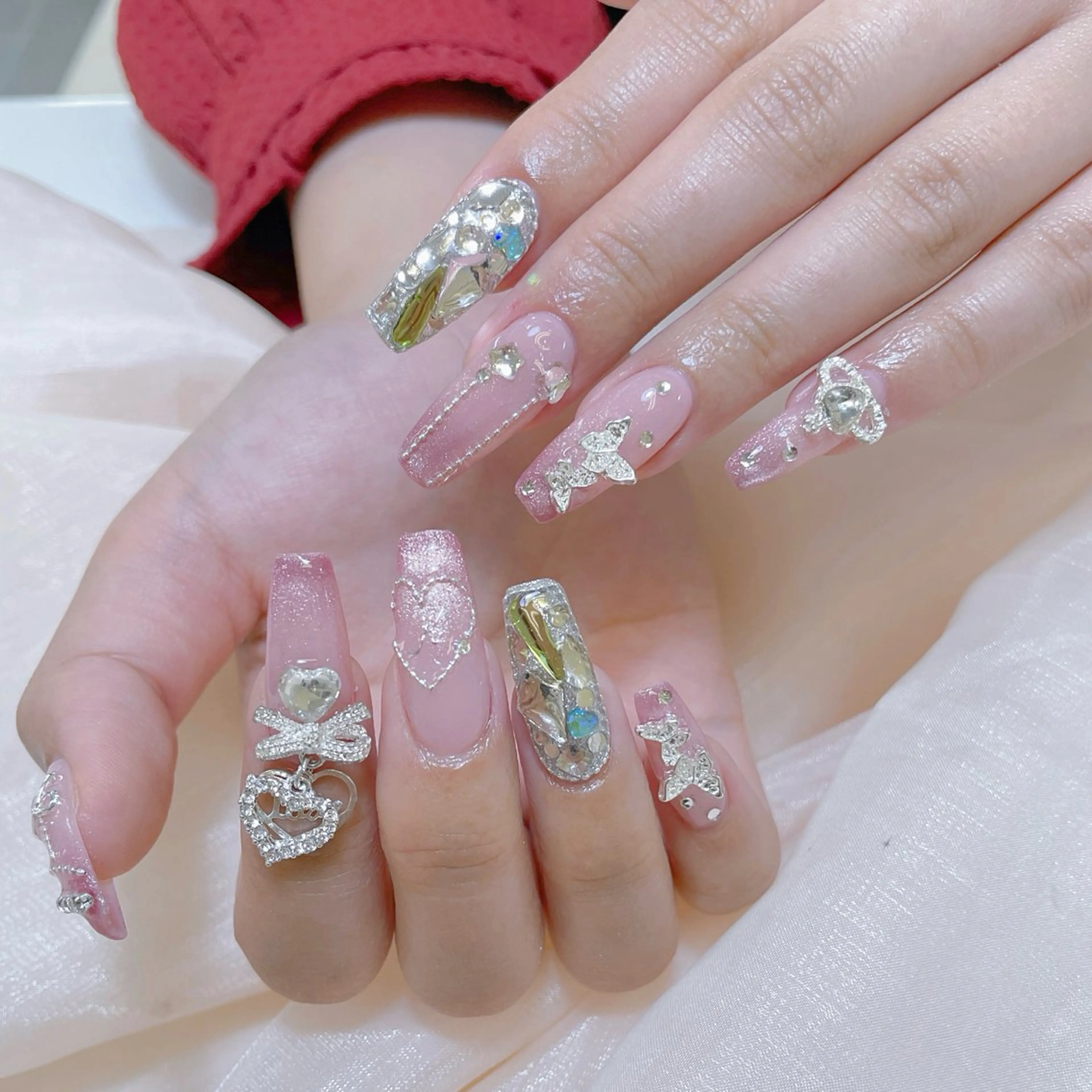ネイル チークネイル クリアネイル ガーリー キラキラネイル 韓国ネイル ハンドネイル NailPrincess所属・princess スカルプ専門店のネイルデザイン