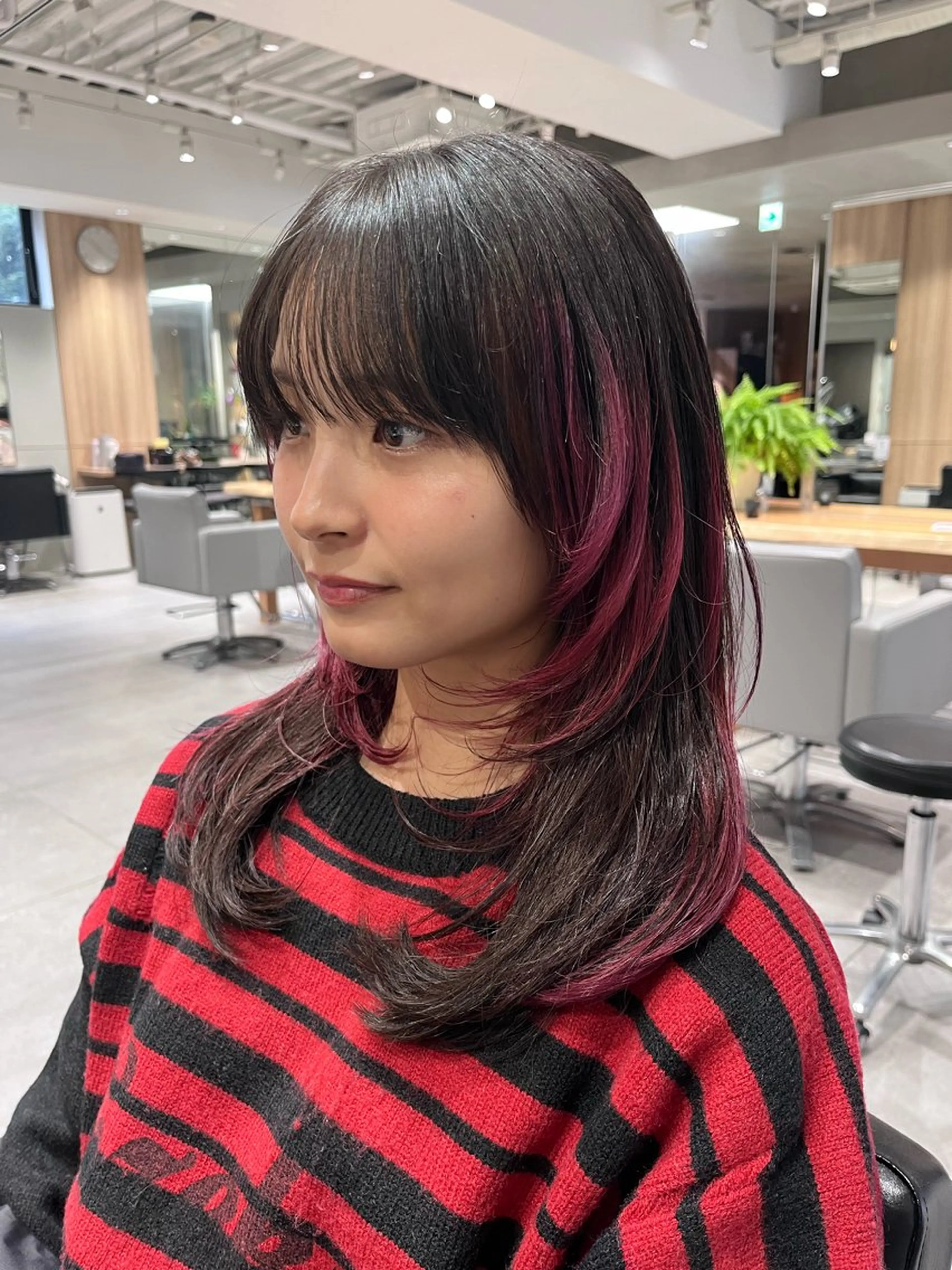 カラー カット MINX 髙田凜々子 ボブ/ハイトーンのヘアスタイル