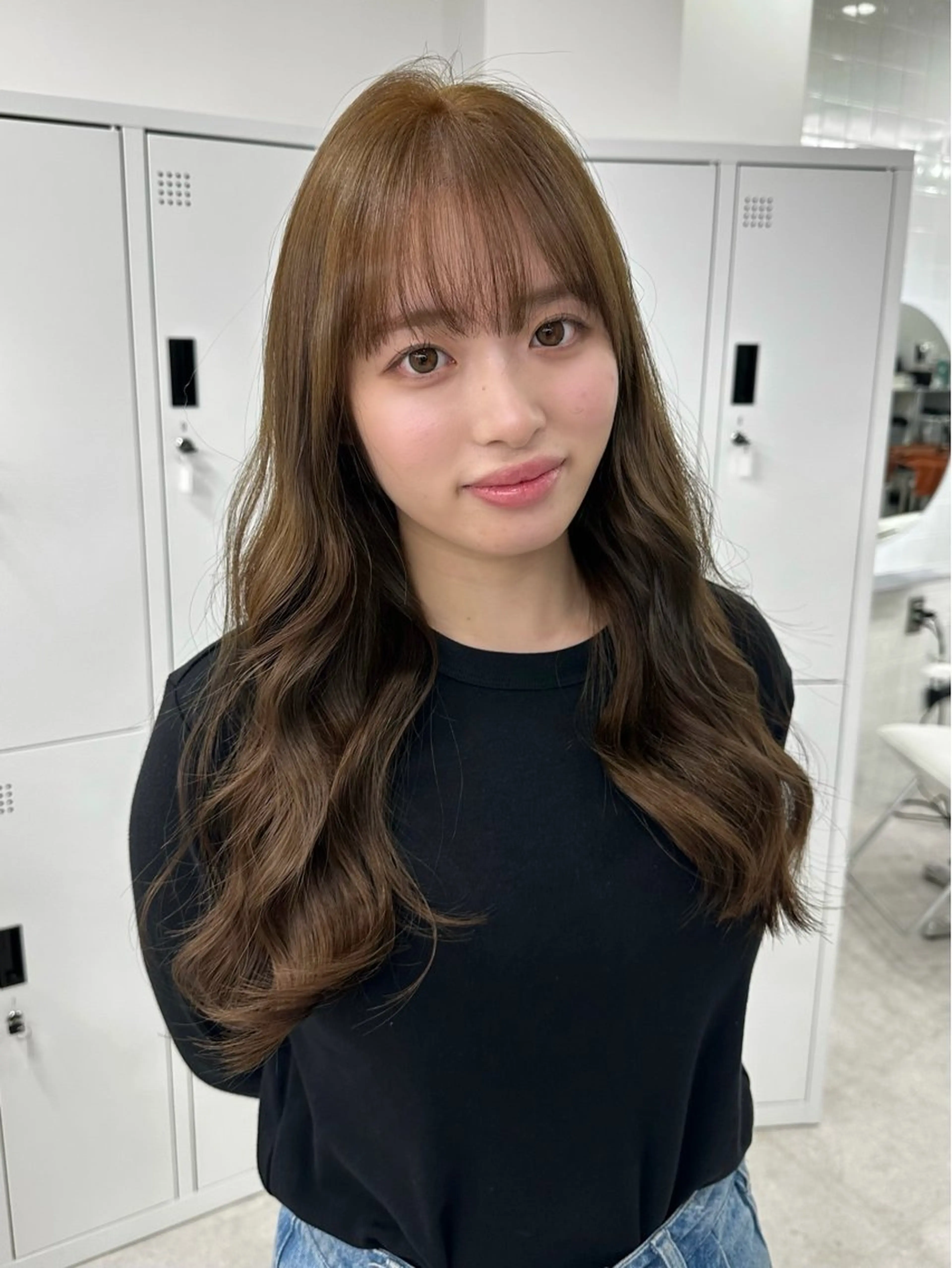 ロング ヘアカラー タマシロカリン 艶カラー/レイヤーのヘアスタイル