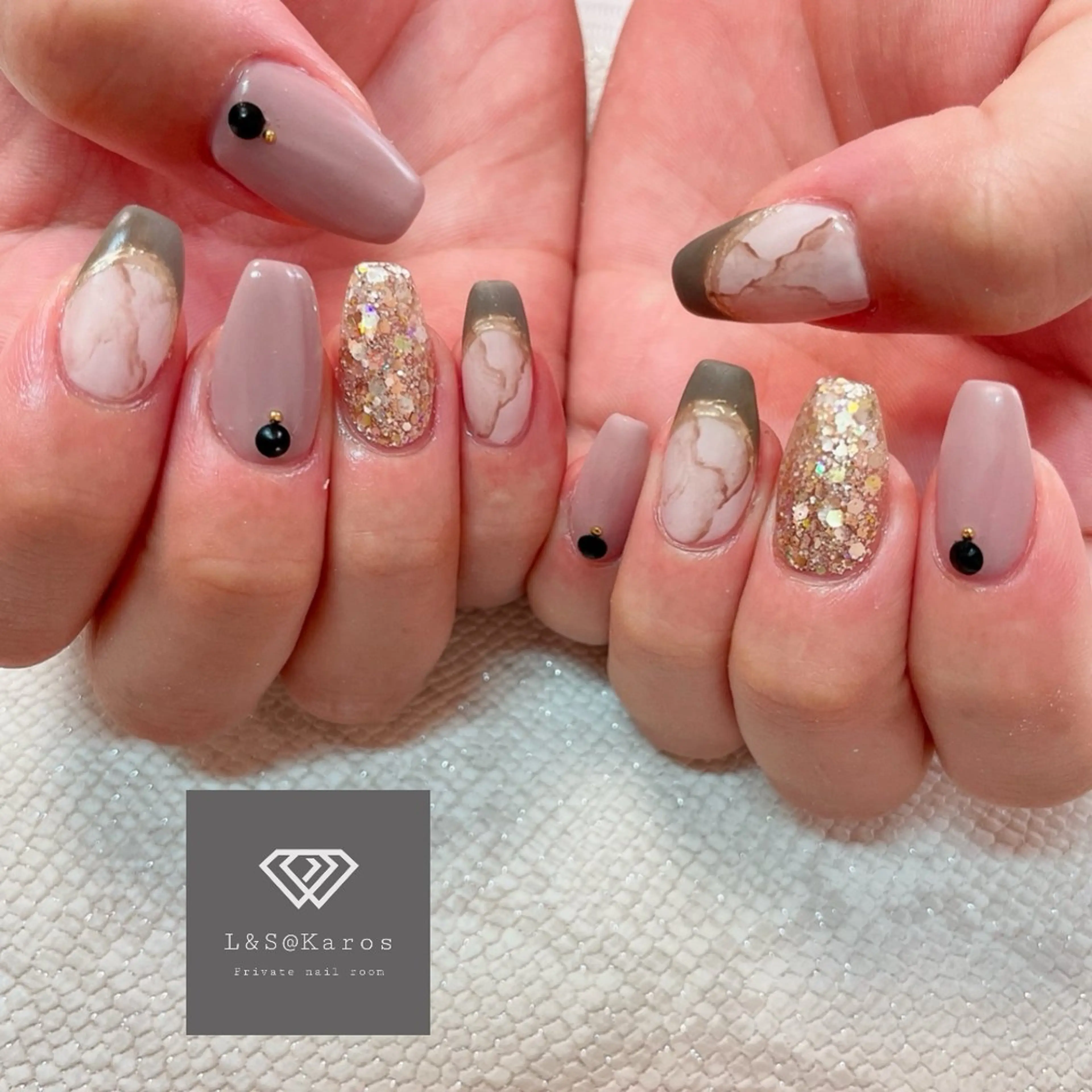 ネイル ハンドネイル L&S@ Karosのネイルデザイン