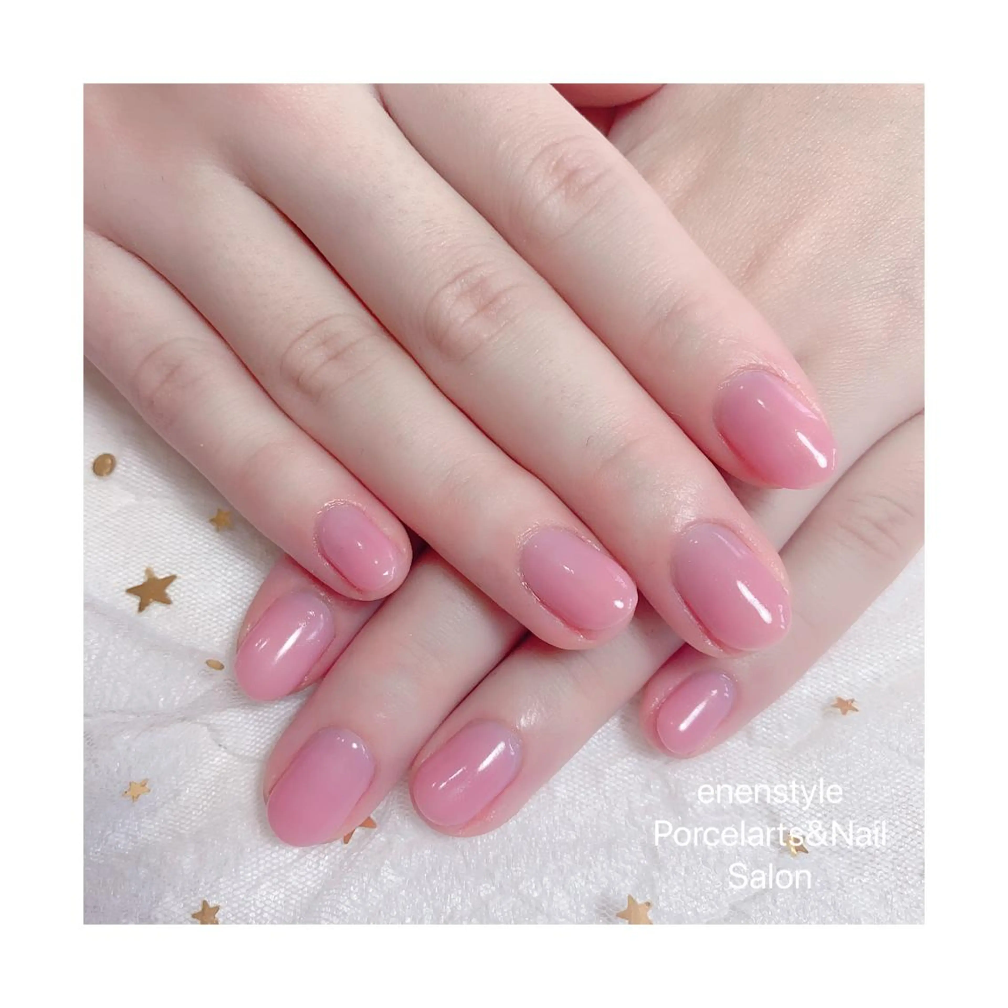 ミディアム ネイル ジェルネイル ニュアンスネイル オフィスネイル ワンカラーネイル パラジェル 👑enen style👑のネイルデザイン