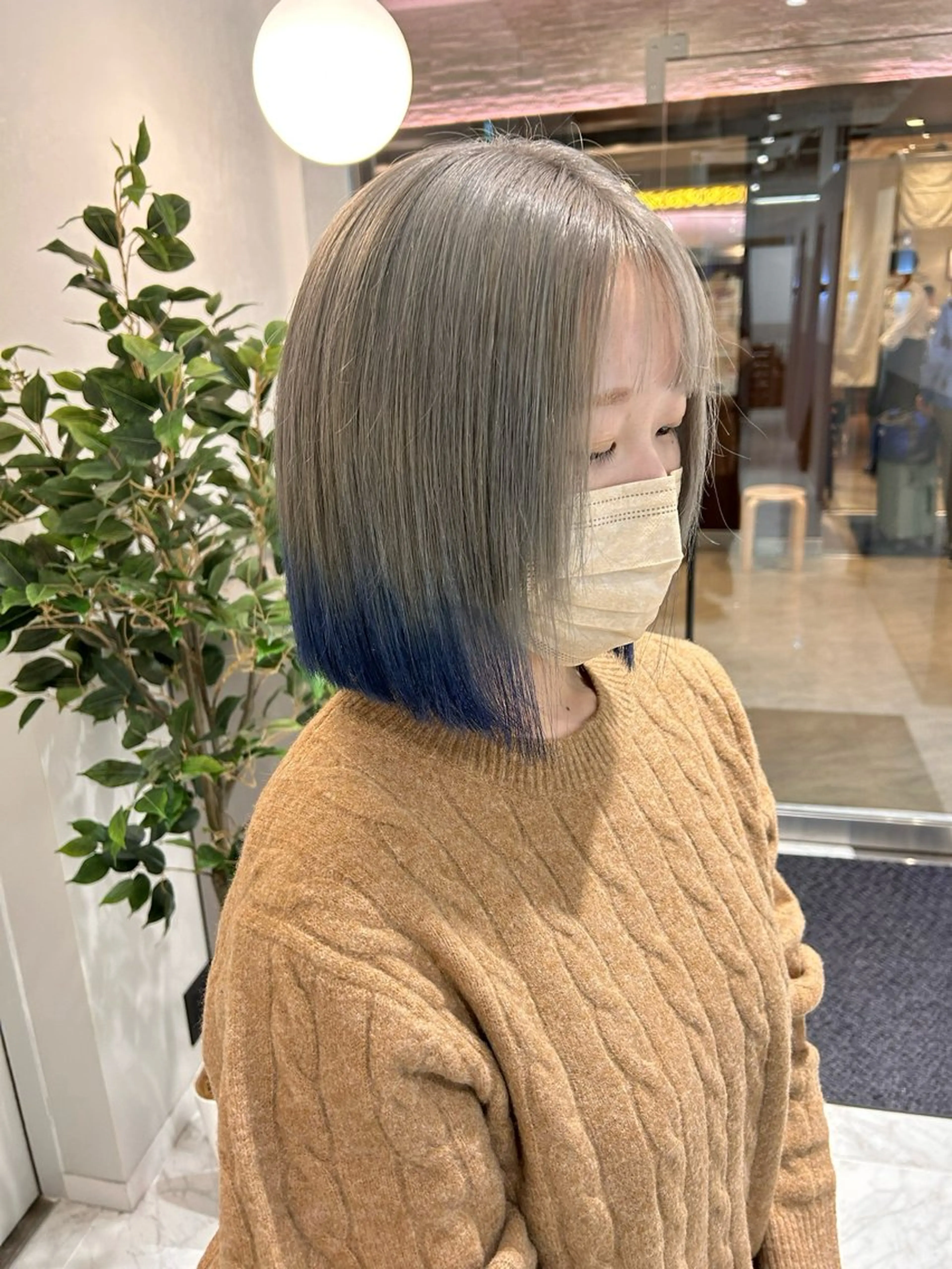 ミディアム カラー 薄田 珠美のヘアスタイル