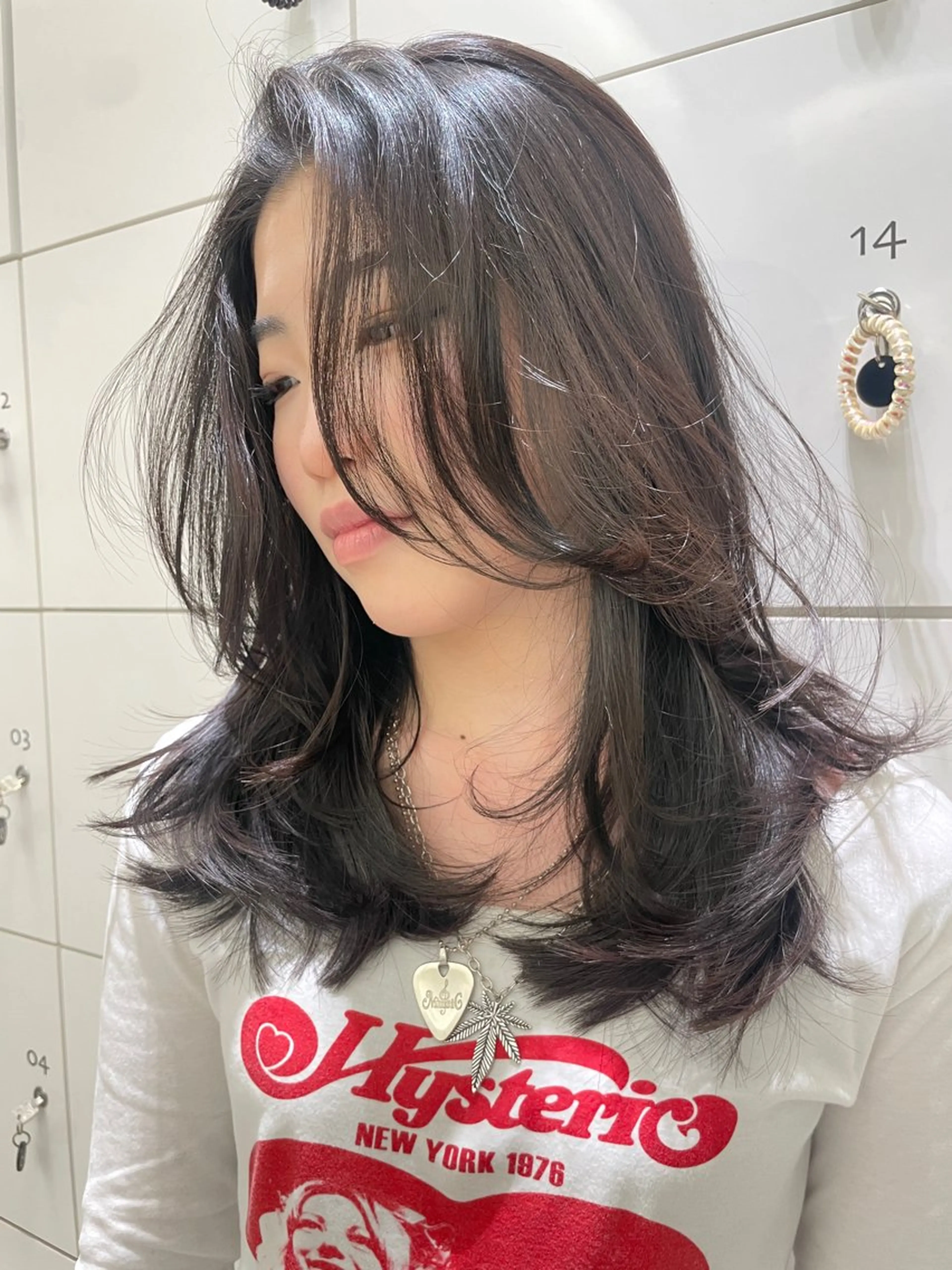 ミディアム レイヤーカット トリートメント 海外レイヤー/赤み 消しカラー/上原聖奈のヘアスタイル