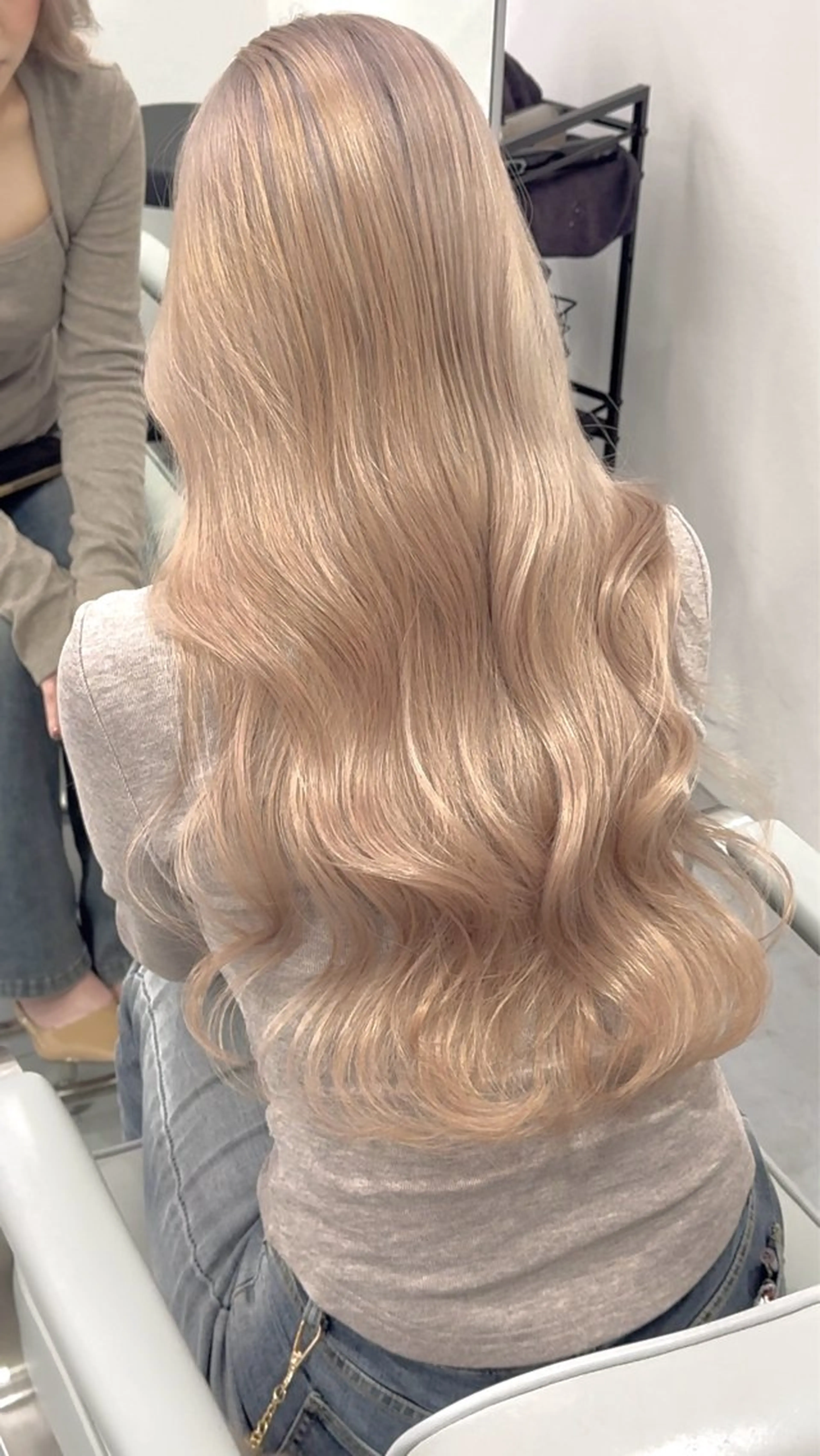 ロング カラー ヘアアレンジ 渋谷のブリーチカラー シェフ🧑‍🍳蓮のヘアスタイル