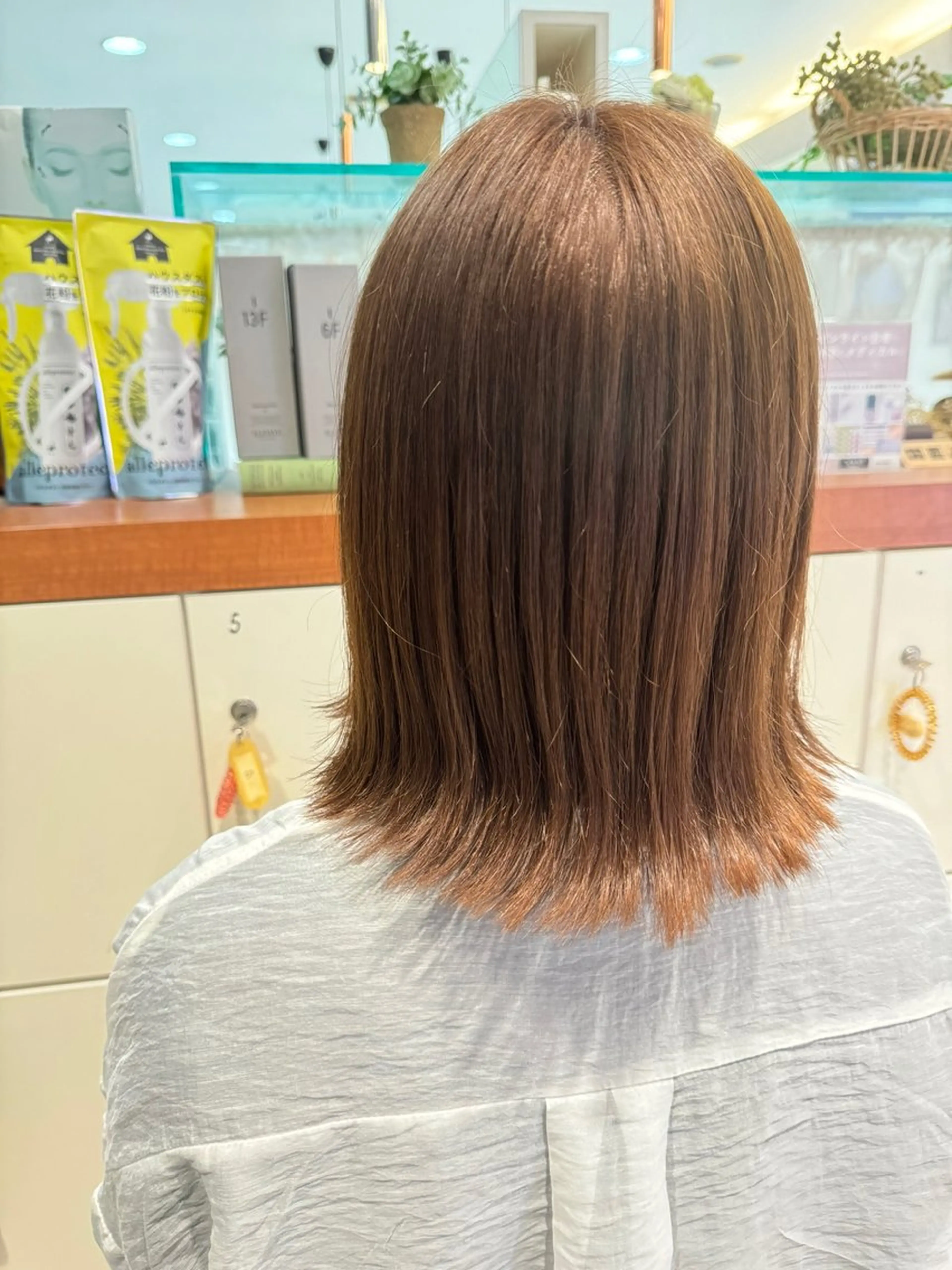 セミロング カット ヘアカラー トリートメント 日置 大智のヘアスタイル