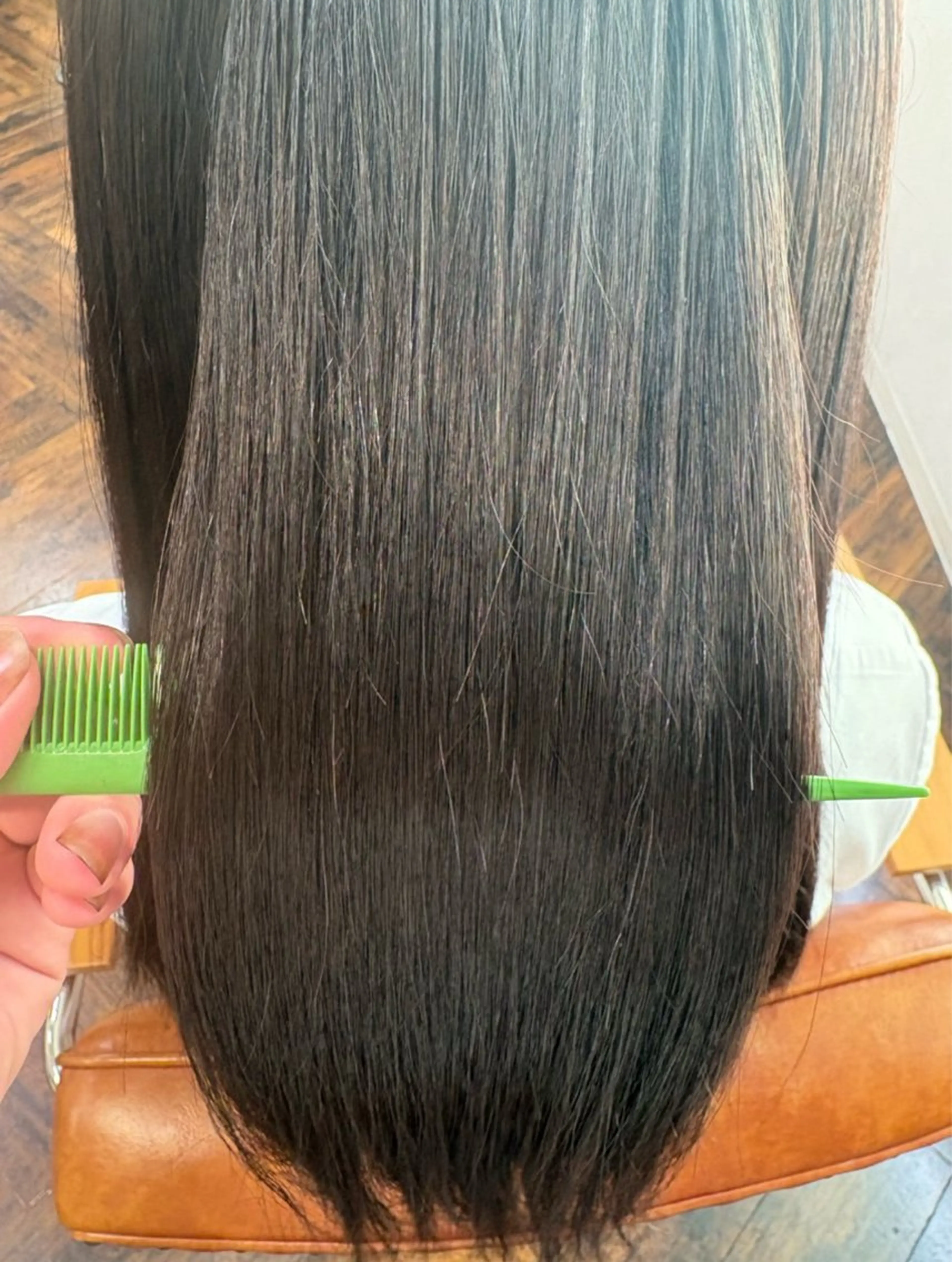 セミロング 縮毛矯正 暗髪／透明感カラー ／⭐️hyuga⭐️のヘアスタイル