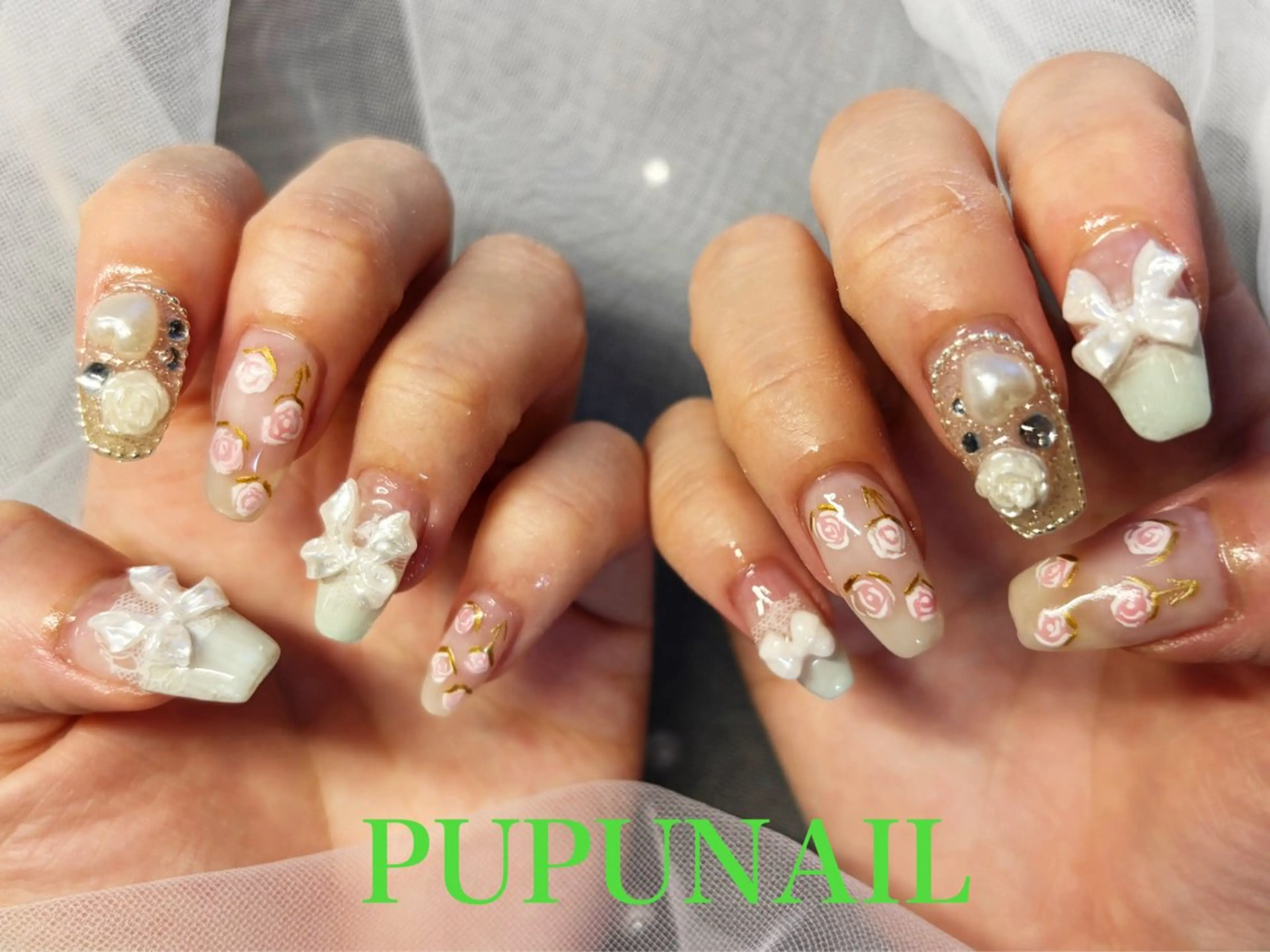 セミロング ハンドネイル kido chieのネイルデザイン