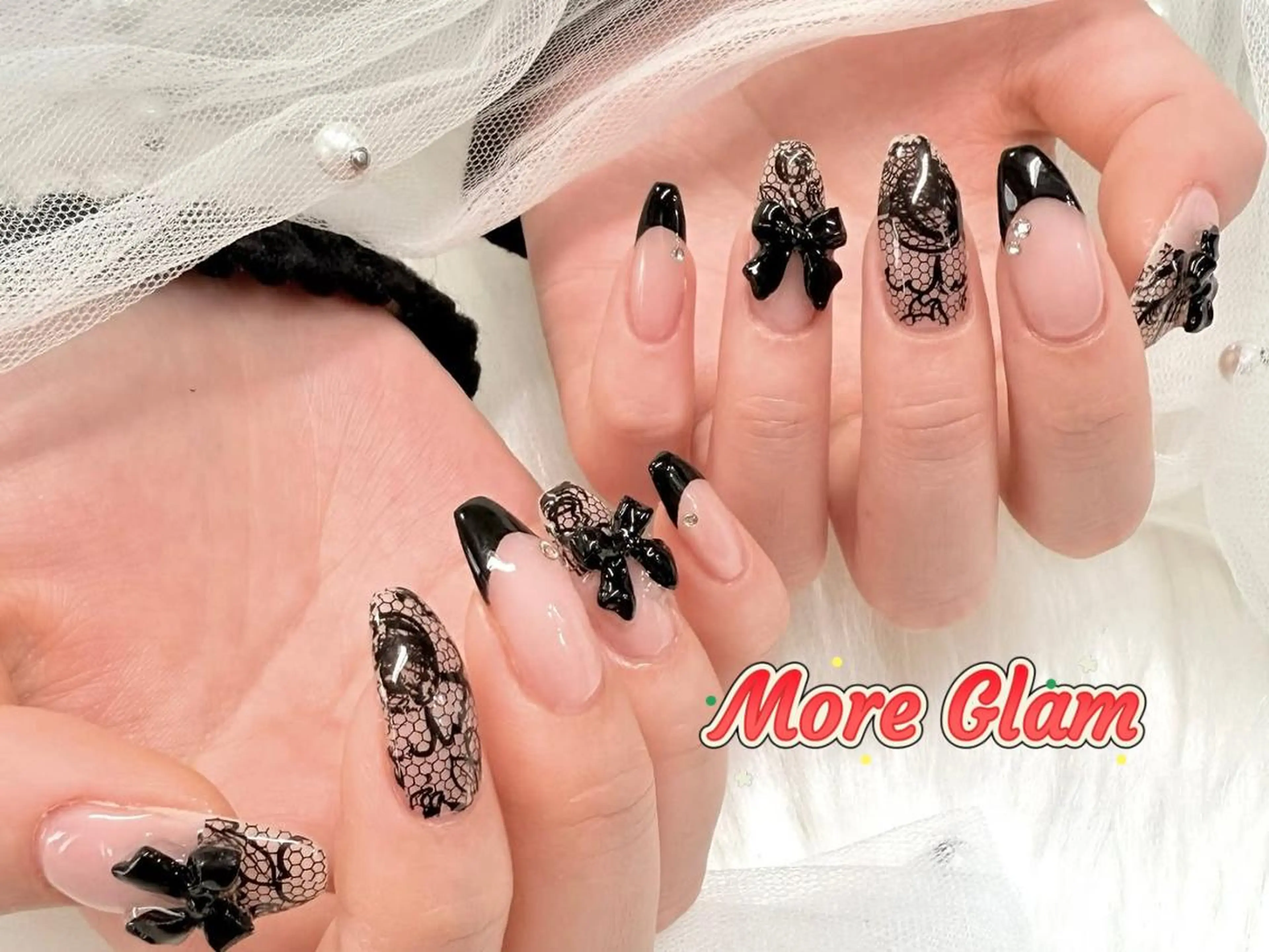 ネイル 長さ出し フットネイル フレンチネイル ジェルネイル ガラスフレンチ MoreGlam Nailsのネイルデザイン