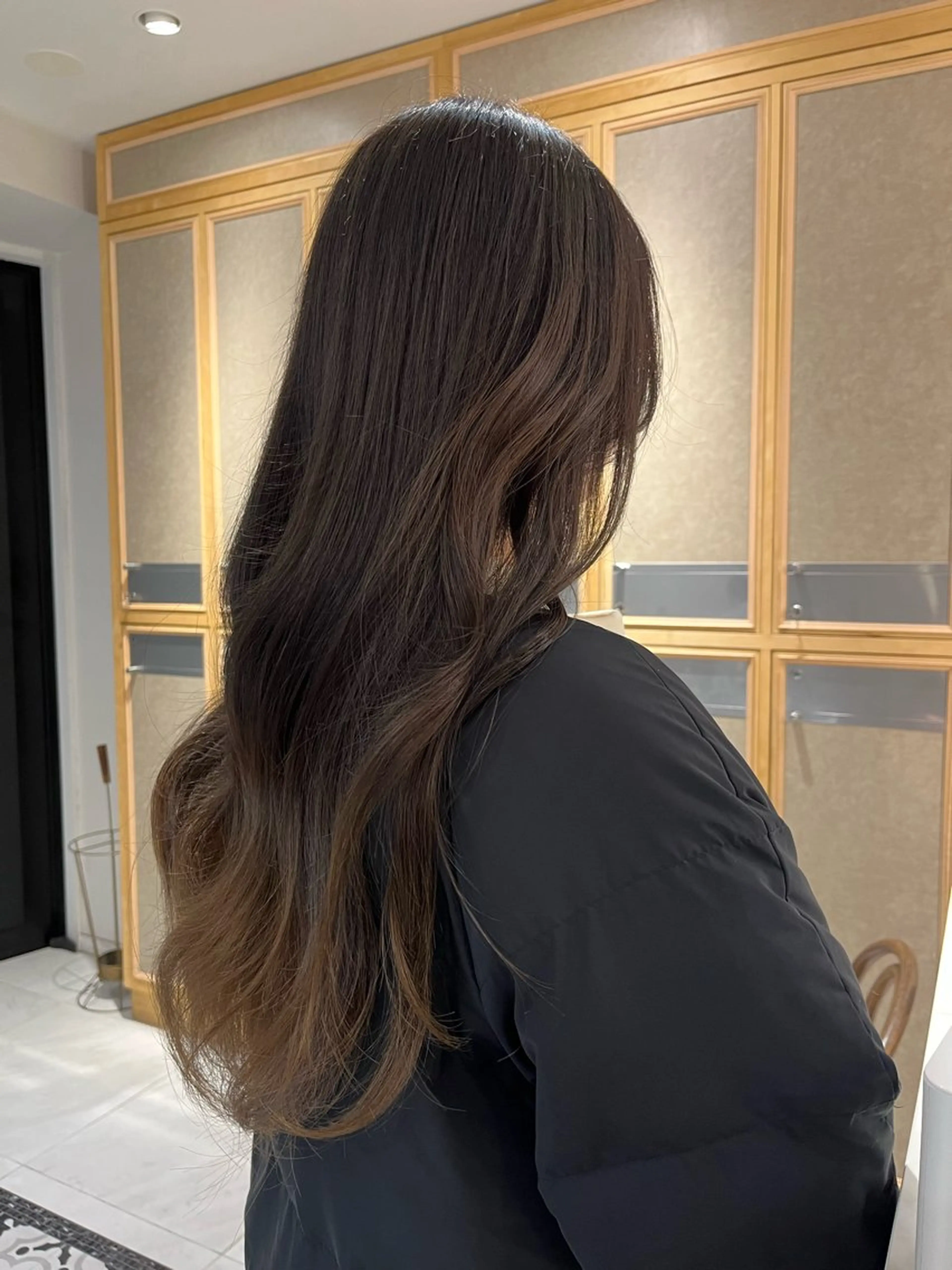 ロング カラー グラデーションカラー ヘアカラー トリートメント ナミ🩶暗髪/暖色 ❤️/透明感/縮毛のヘアスタイル