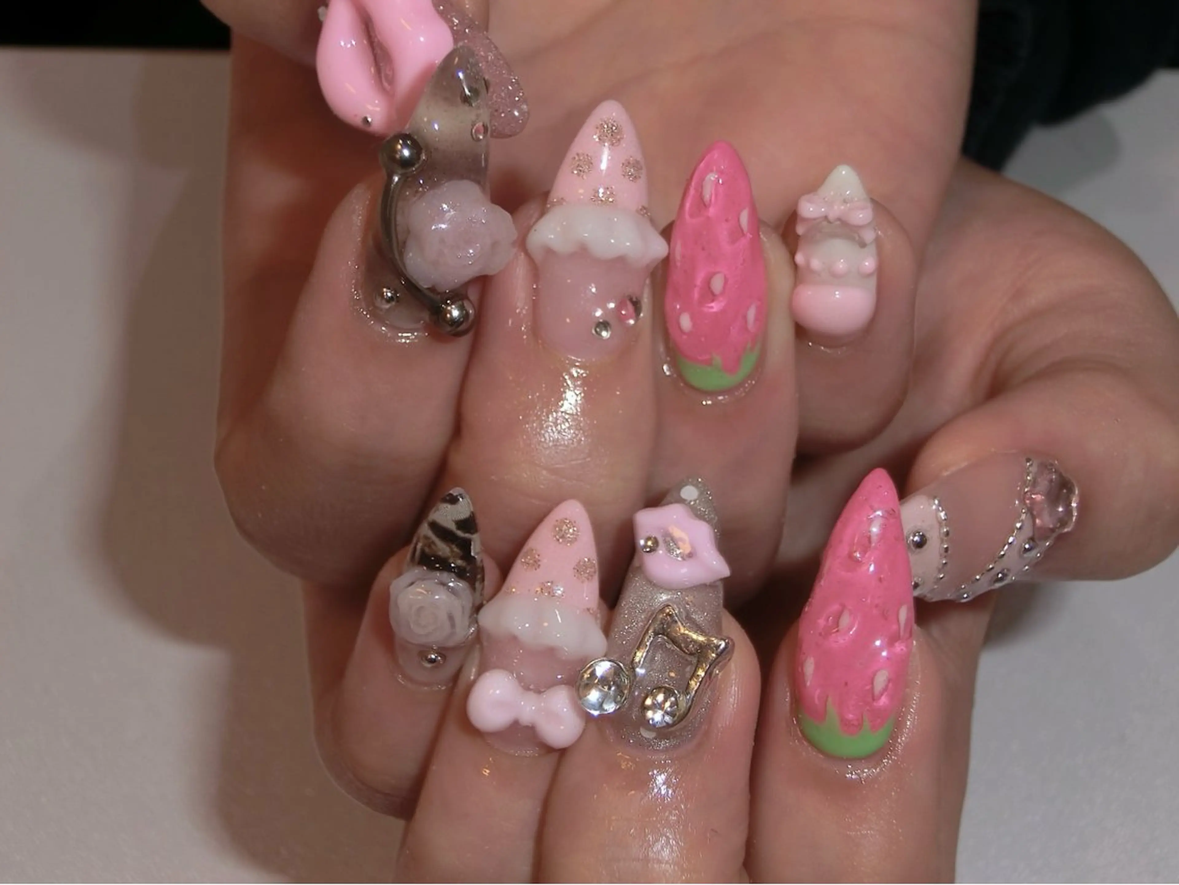 ネイル ハンドネイル ri nのネイルデザイン