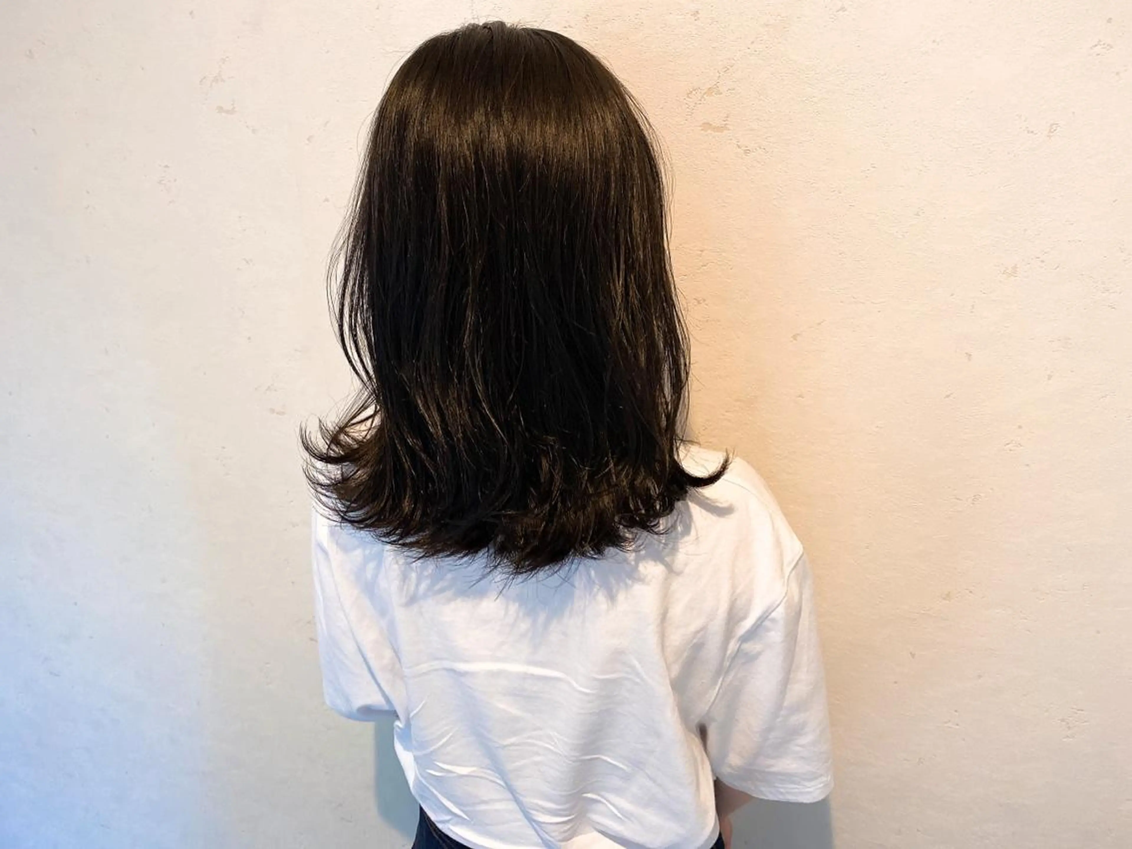 ミディアム カラー 伊藤 さやかのヘアスタイル