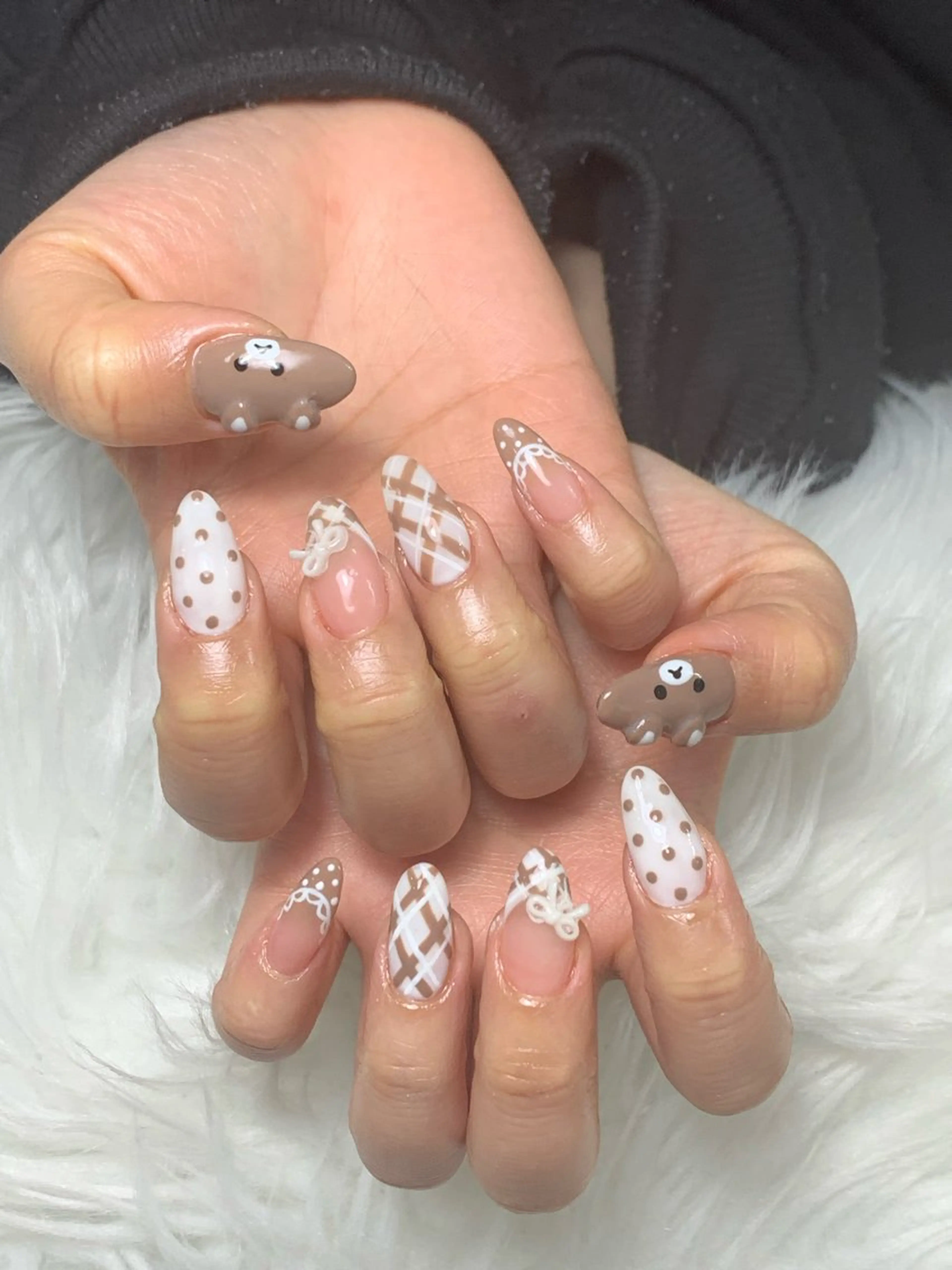 ネイル アートネイル ジェルネイル マグネットネイル ニュアンスネイル シンプルネイル ハンドネイル Ryu Nail NekoChanのネイルデザイン