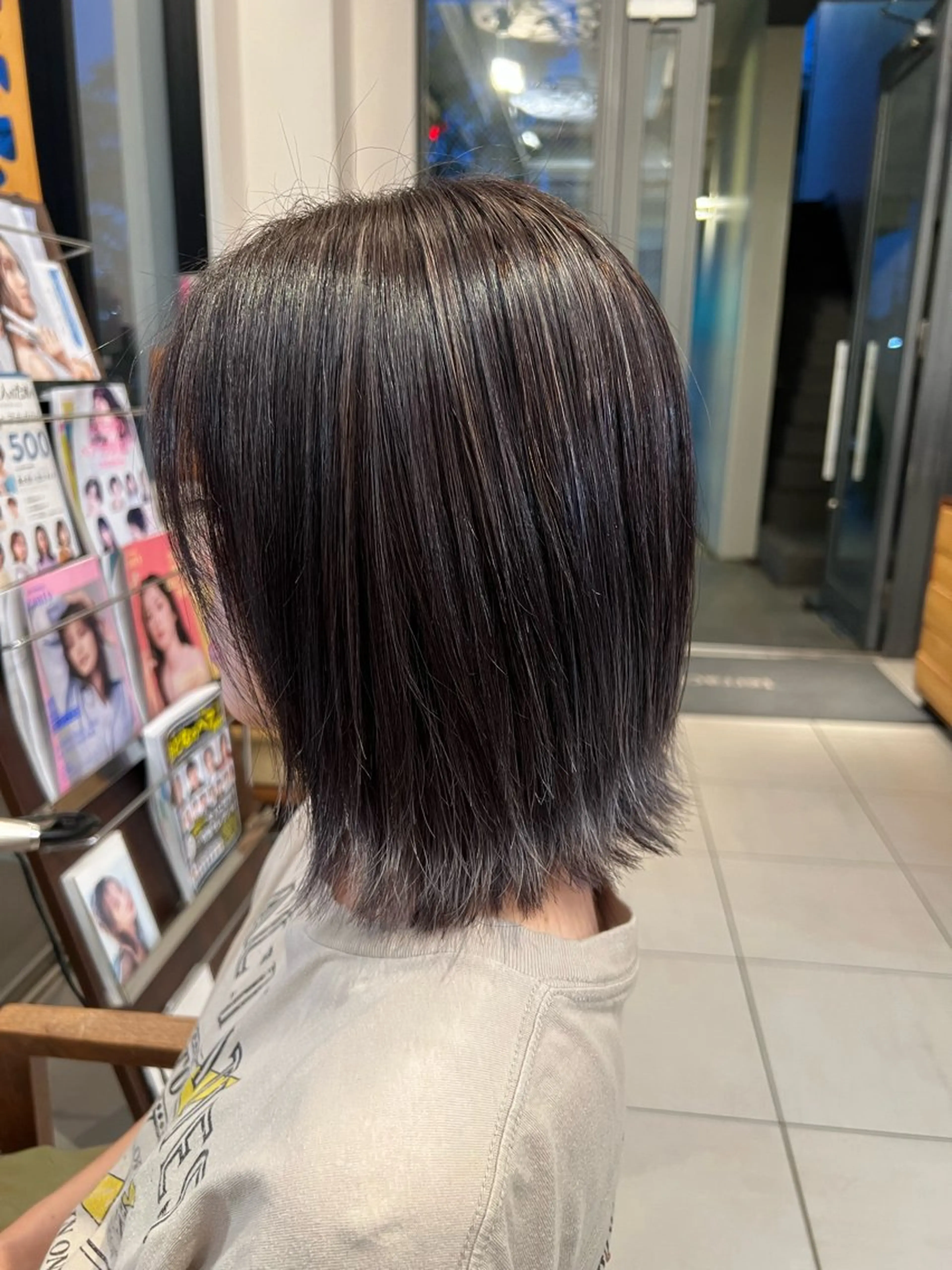 カラー グレージュ ハイライトカラー かわの ももな 💜ྀིのヘアスタイル