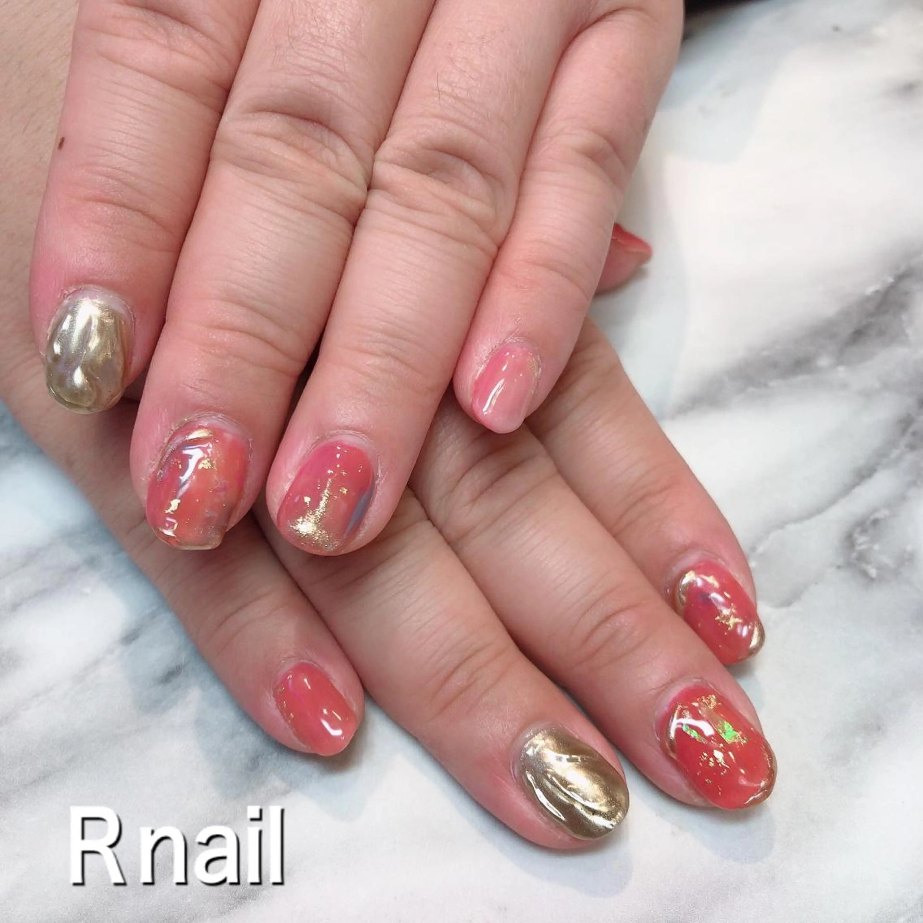 ネイル SUN&MOON REOのネイルデザイン