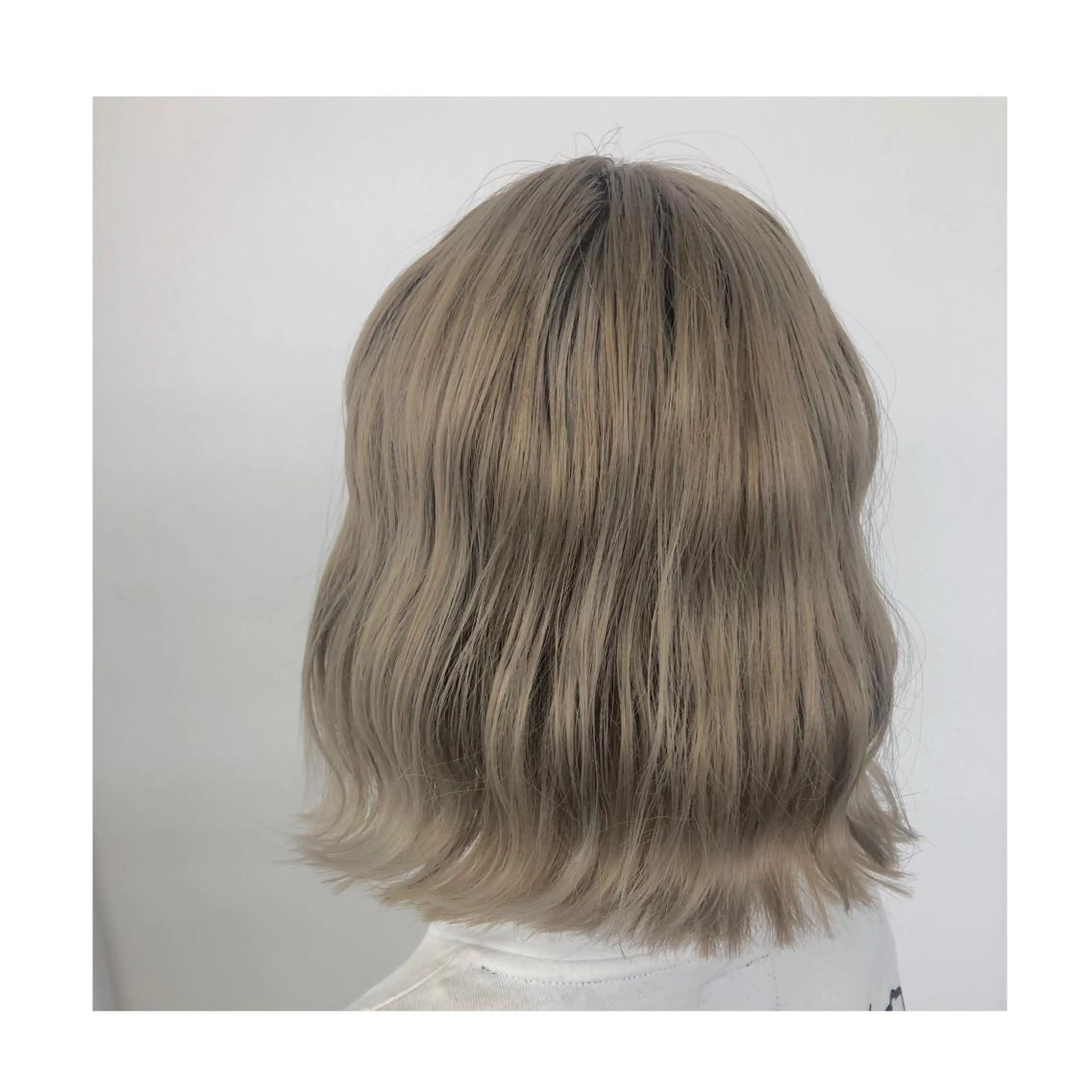 ミディアム カラー ベージュカラー ブリーチ ホワイトベージュ ヘアカラー トリートメント ❁⃘ ち だ り さ ❁⃘のヘアスタイル