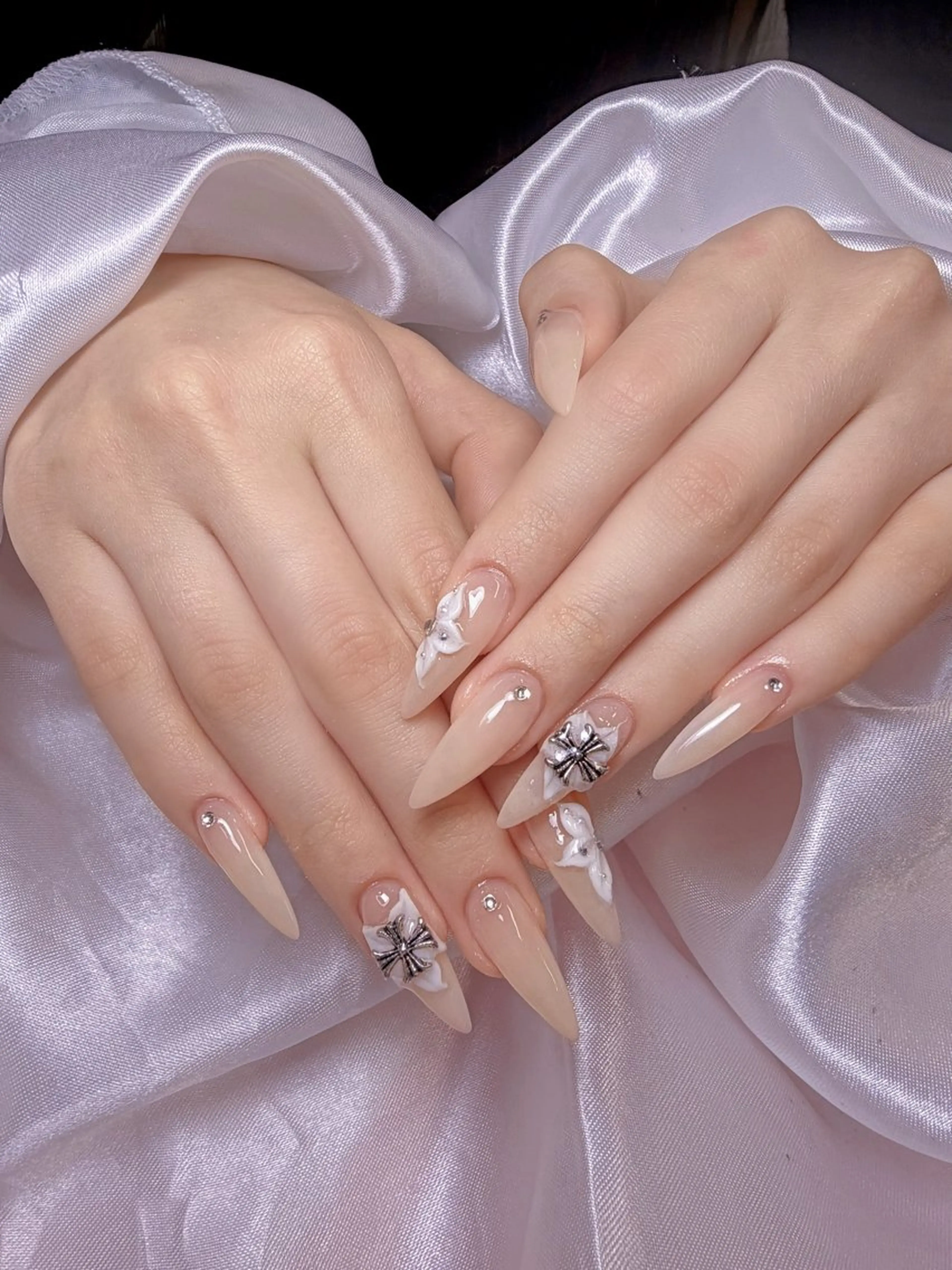 ネイル 成人式 フラッシュネイル フレンチネイル ジェルネイル グラデーション Lya  Nail Yumi❤️のネイルデザイン