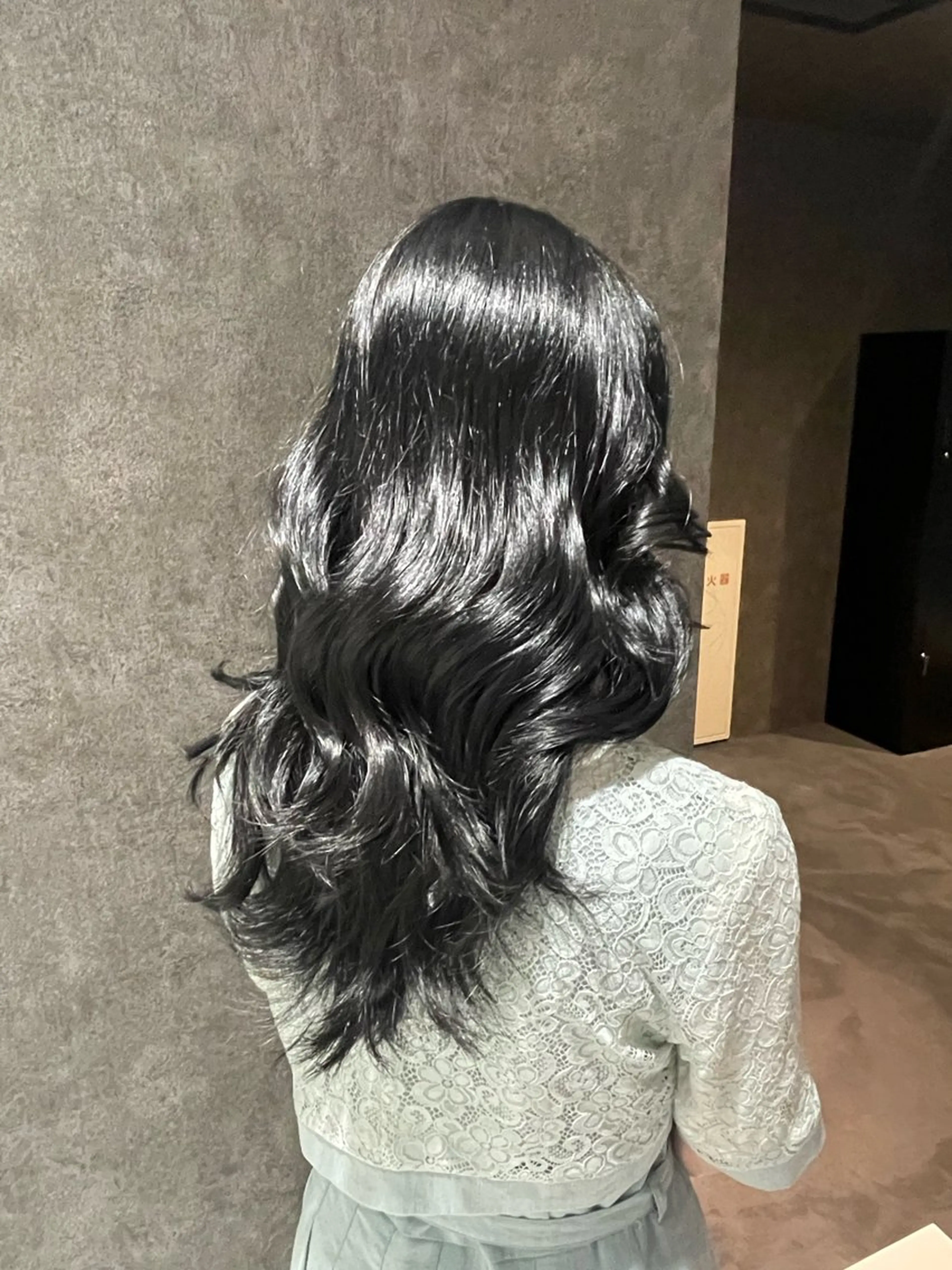 ロング 茶木 夢里彩のヘアスタイル