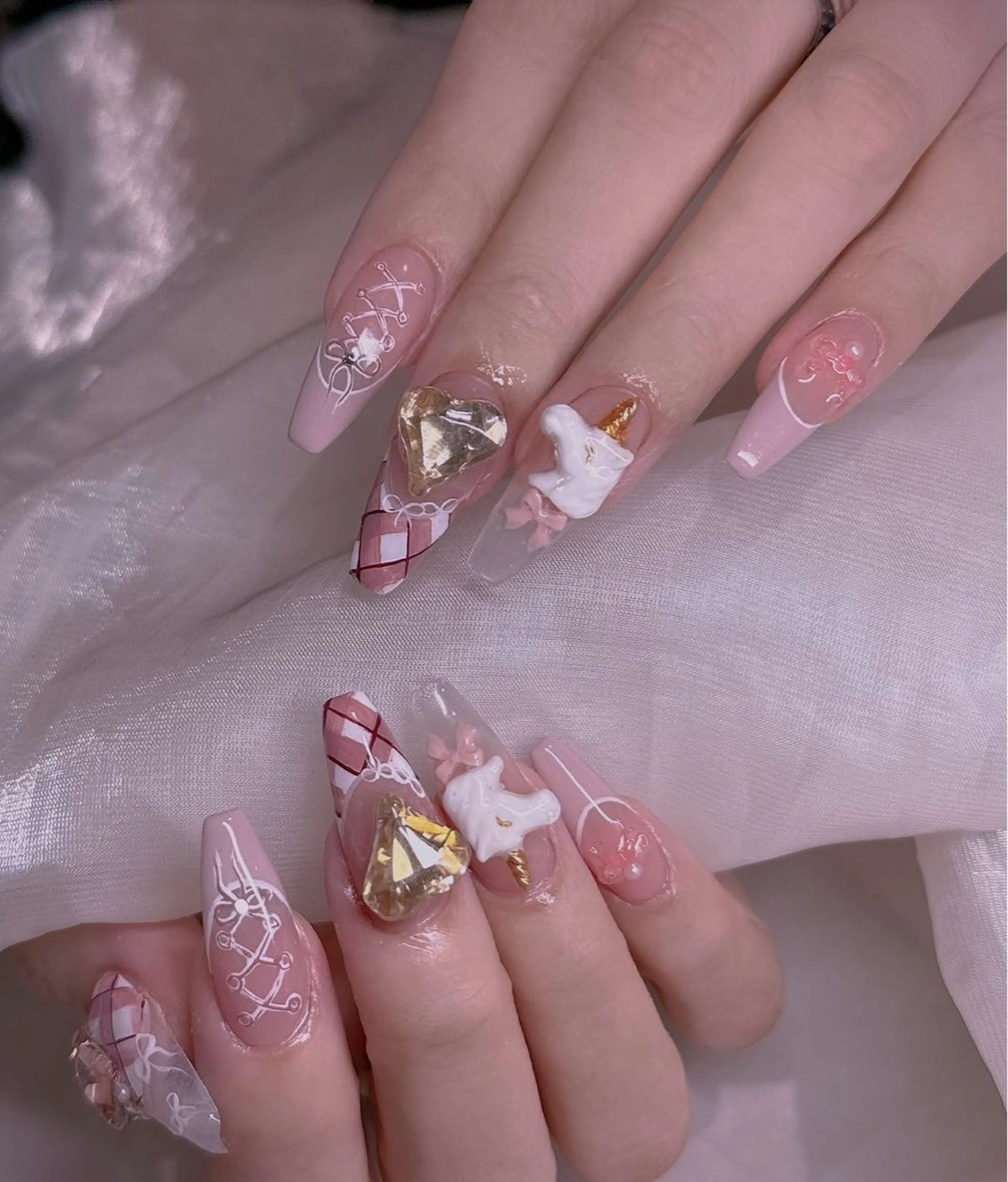 ネイル ハンドネイル リン リンのネイルデザイン