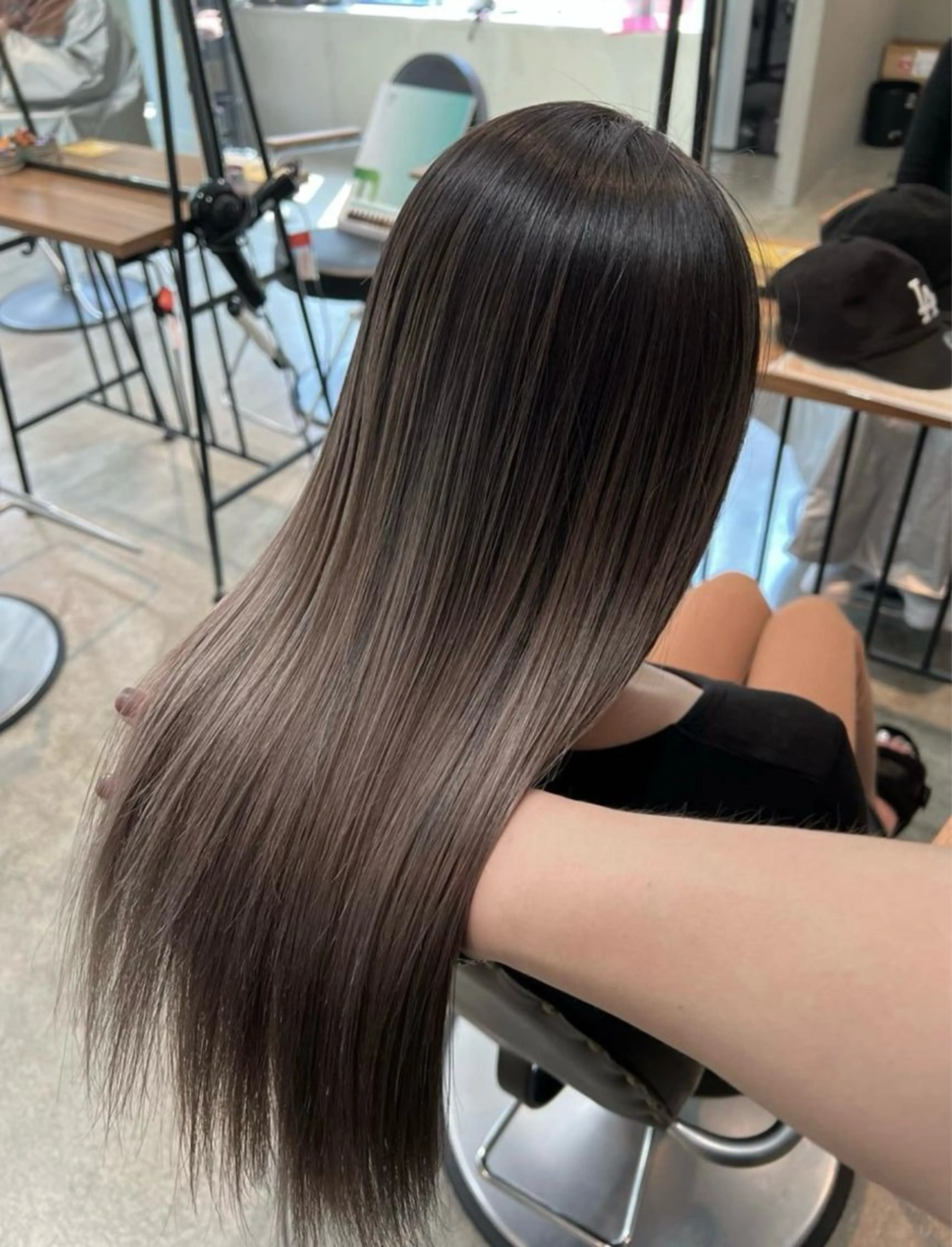 ロング カラー Lafithhair lov. 福山駅家店のヘアスタイル