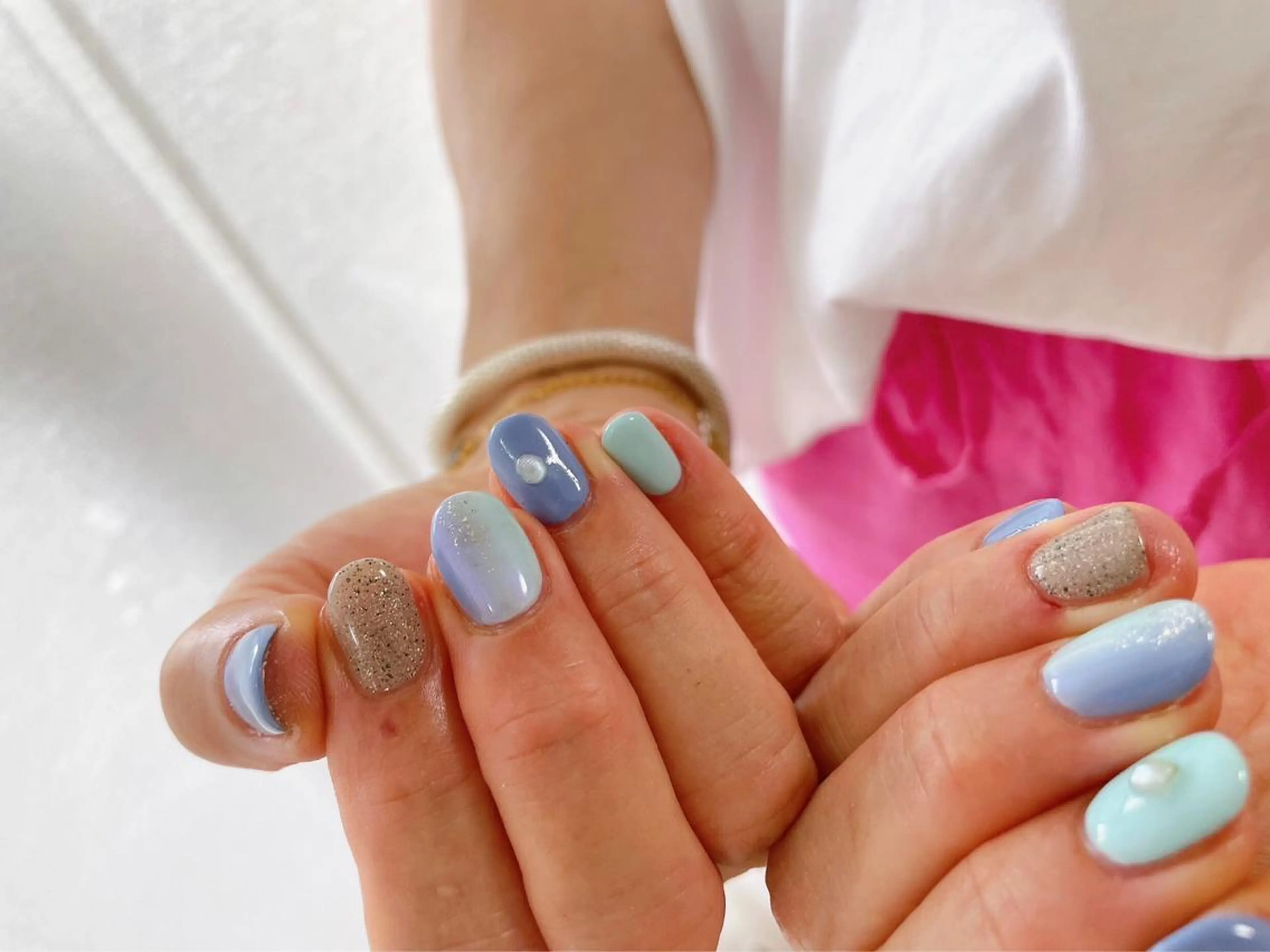 ネイル オーロラネイル フラワーネイル フットネイル フレンチネイル ジェルネイル mogunail &blowのネイルデザイン