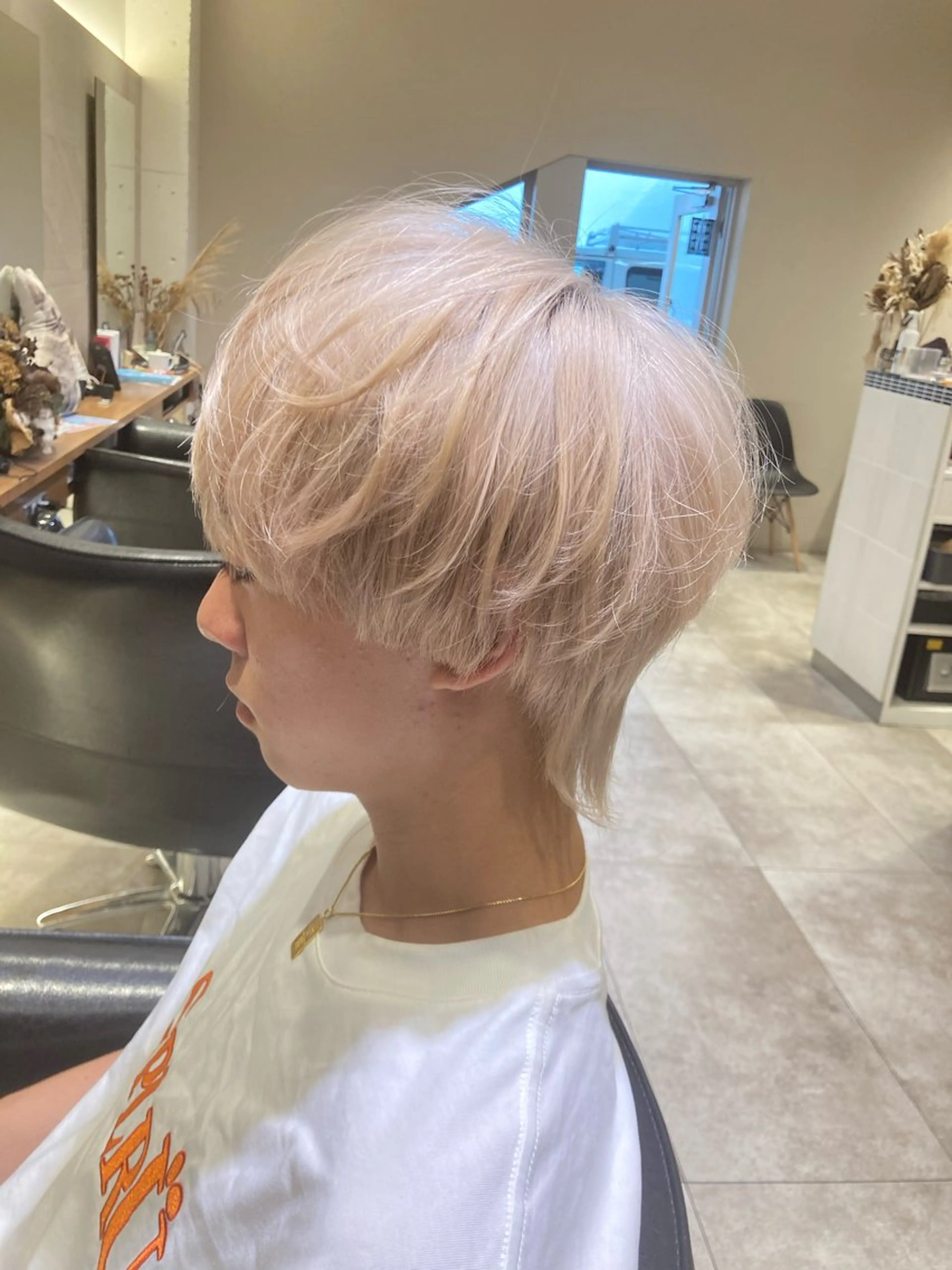 カラー メンズ メンズウルフカット ベージュカラー ホワイトベージュ ウルフカット 男のスタイル革命 健太郎✂︎のヘアスタイル
