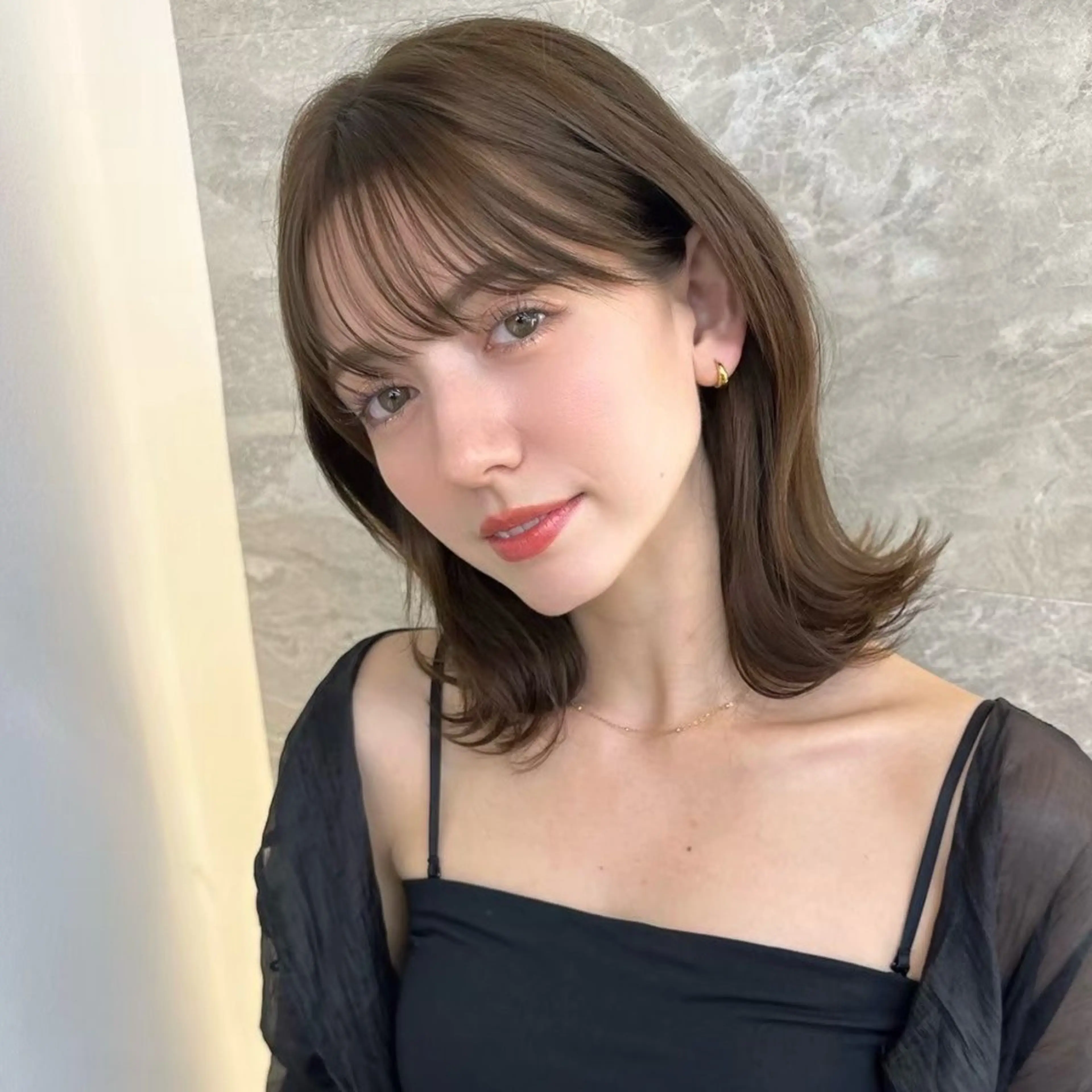 ミディアム カット ヘアカラー トリートメント ボブ｜韓国｜美髪矯正 ｜amika🌙のヘアスタイル