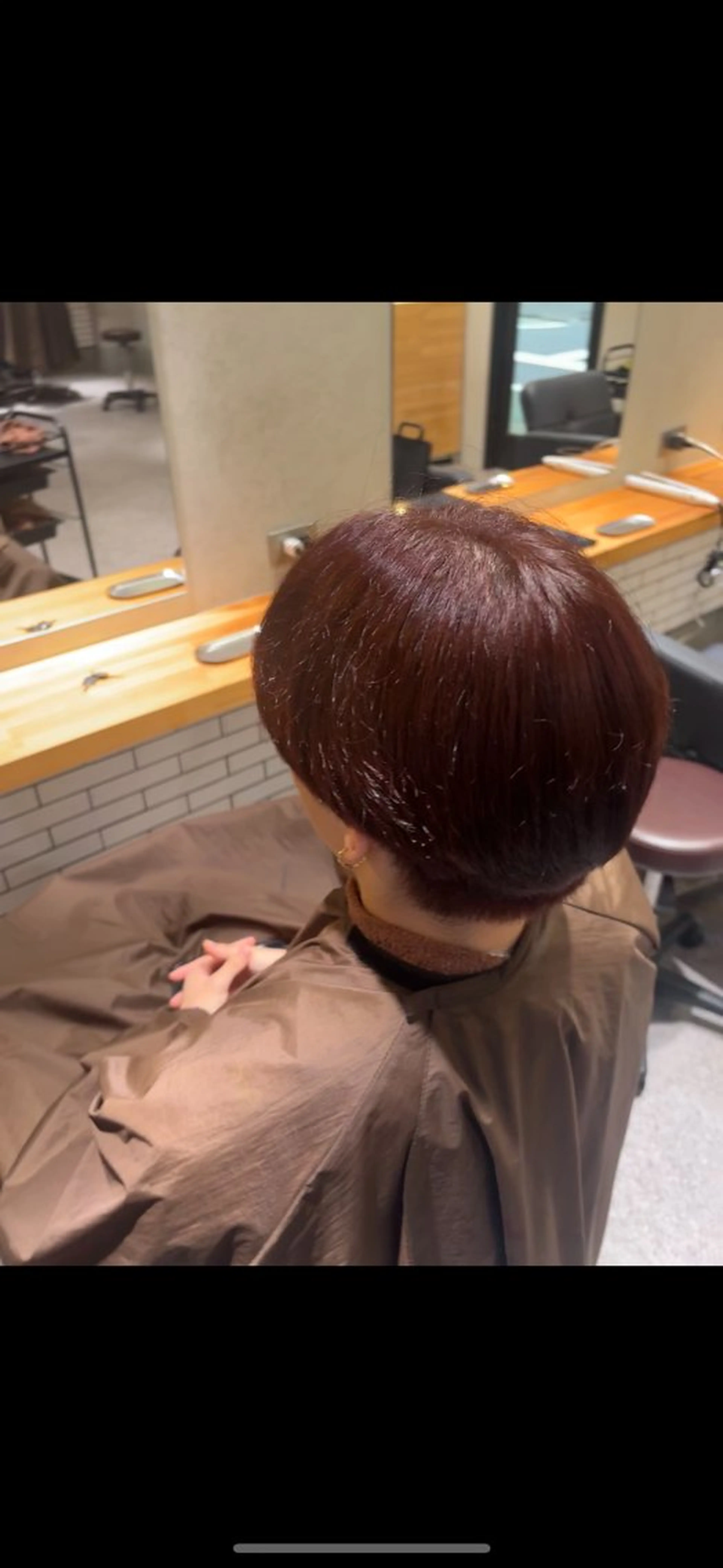 カラー メンズ レッドカラー フジモト カリンのヘアスタイル