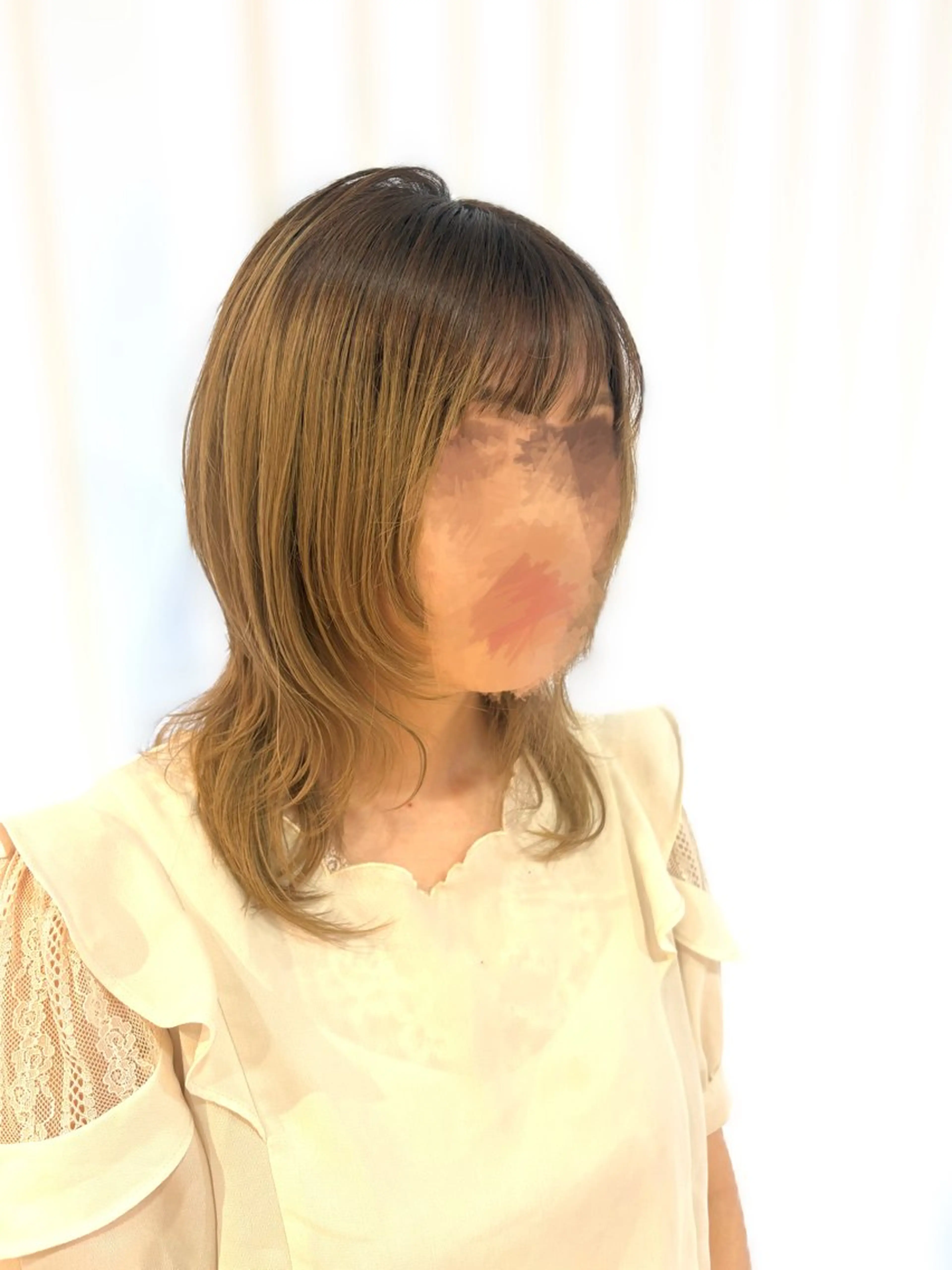 ミディアム ハッシュカット 🎀カラー・カットモ デル募集中✧めい🎀のヘアスタイル