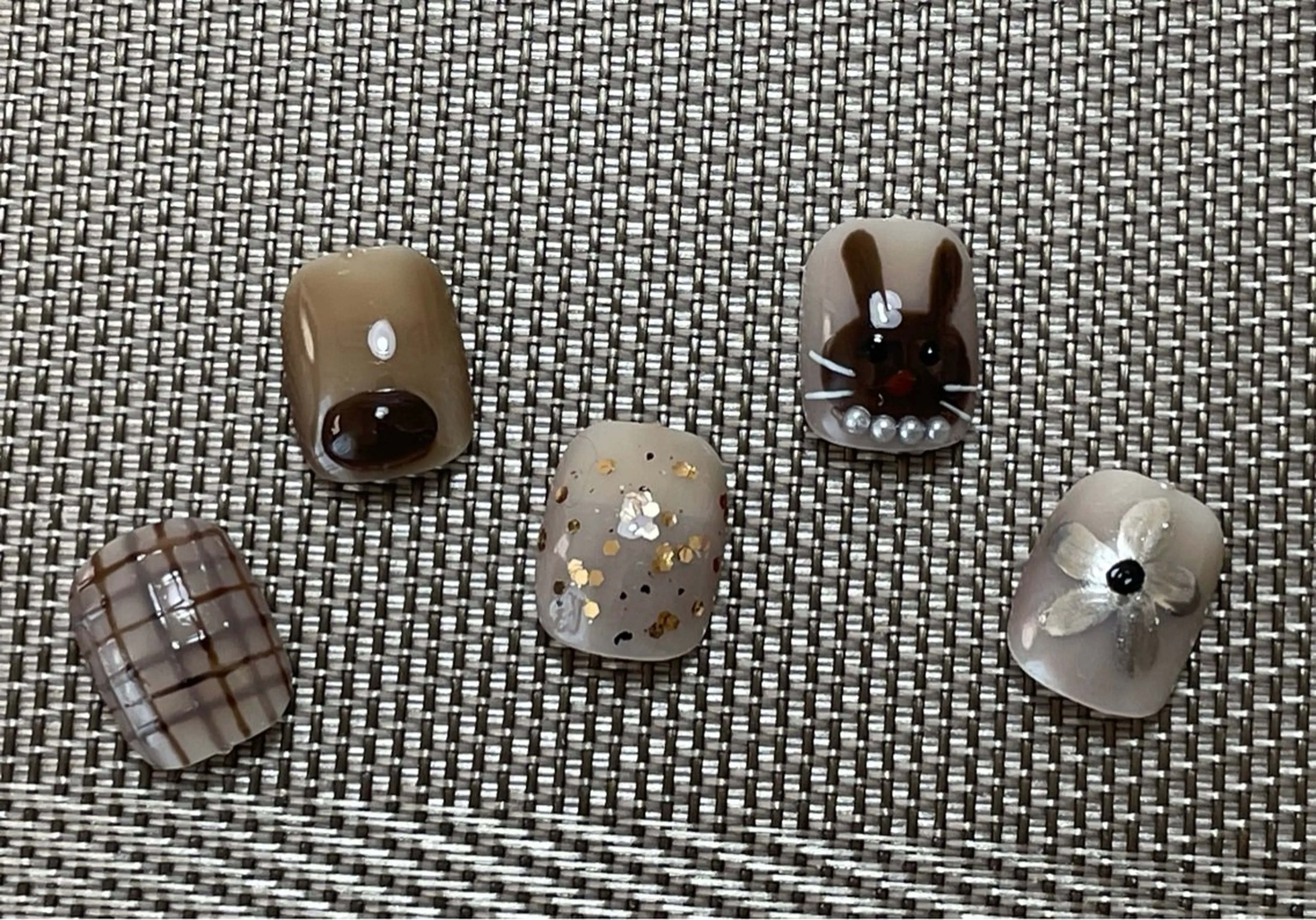 ネイル ハート リボン バレンタイン B·U Nail大宮 長さだし専門店のネイルデザイン
