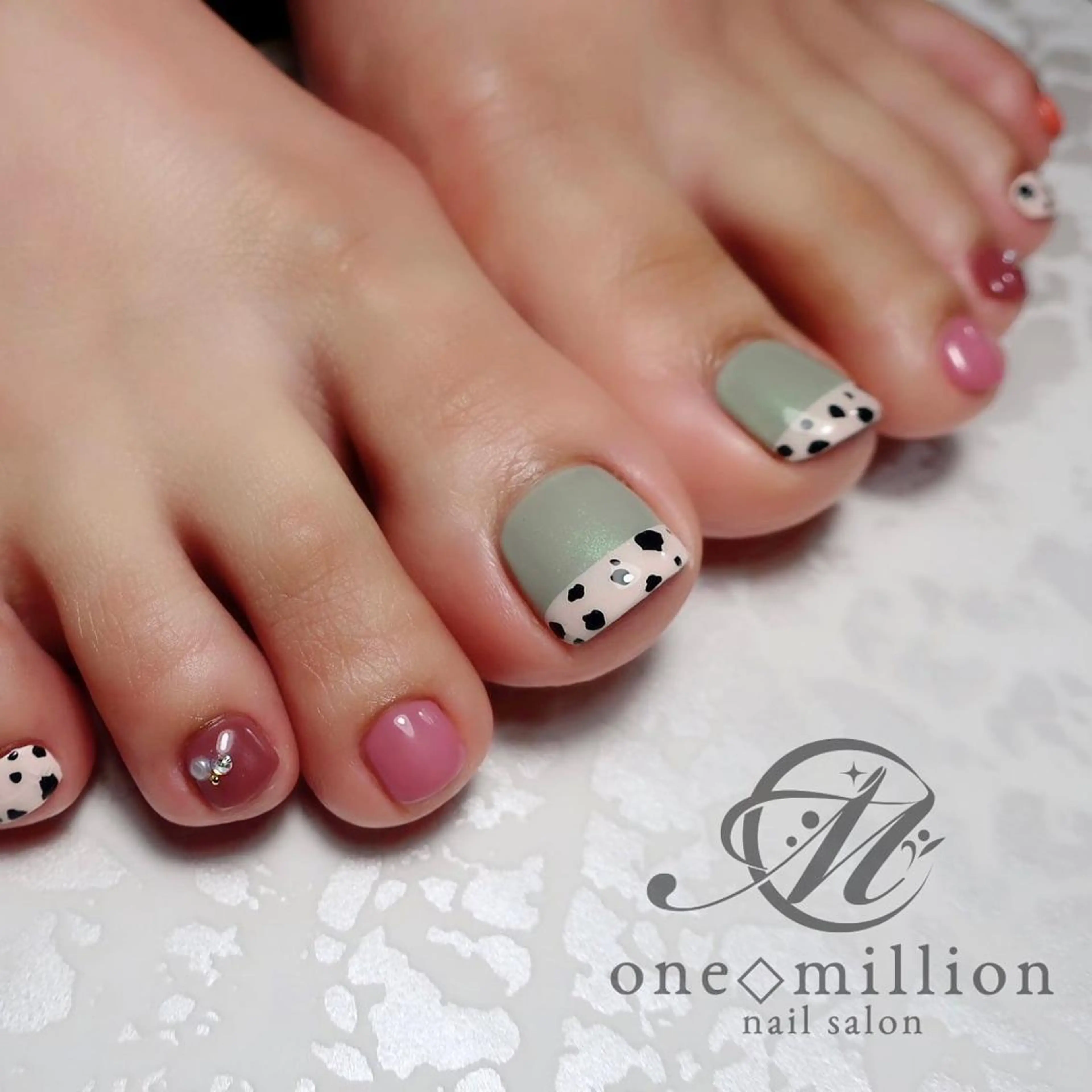 ネイル フットネイル nail salon ワンミリオンのネイルデザイン