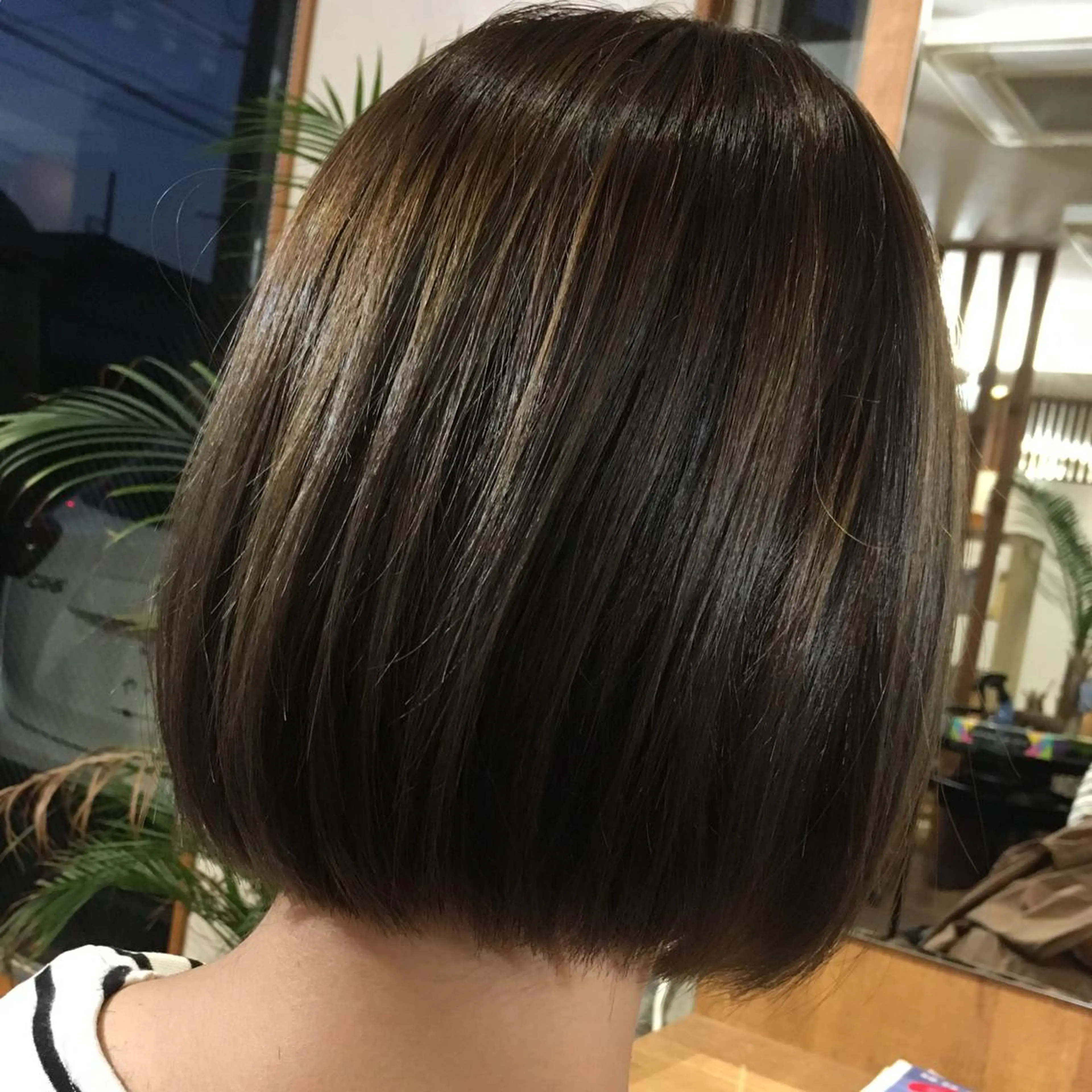 ショート アッシュ ハイライト 三浦 健太郎のヘアスタイル