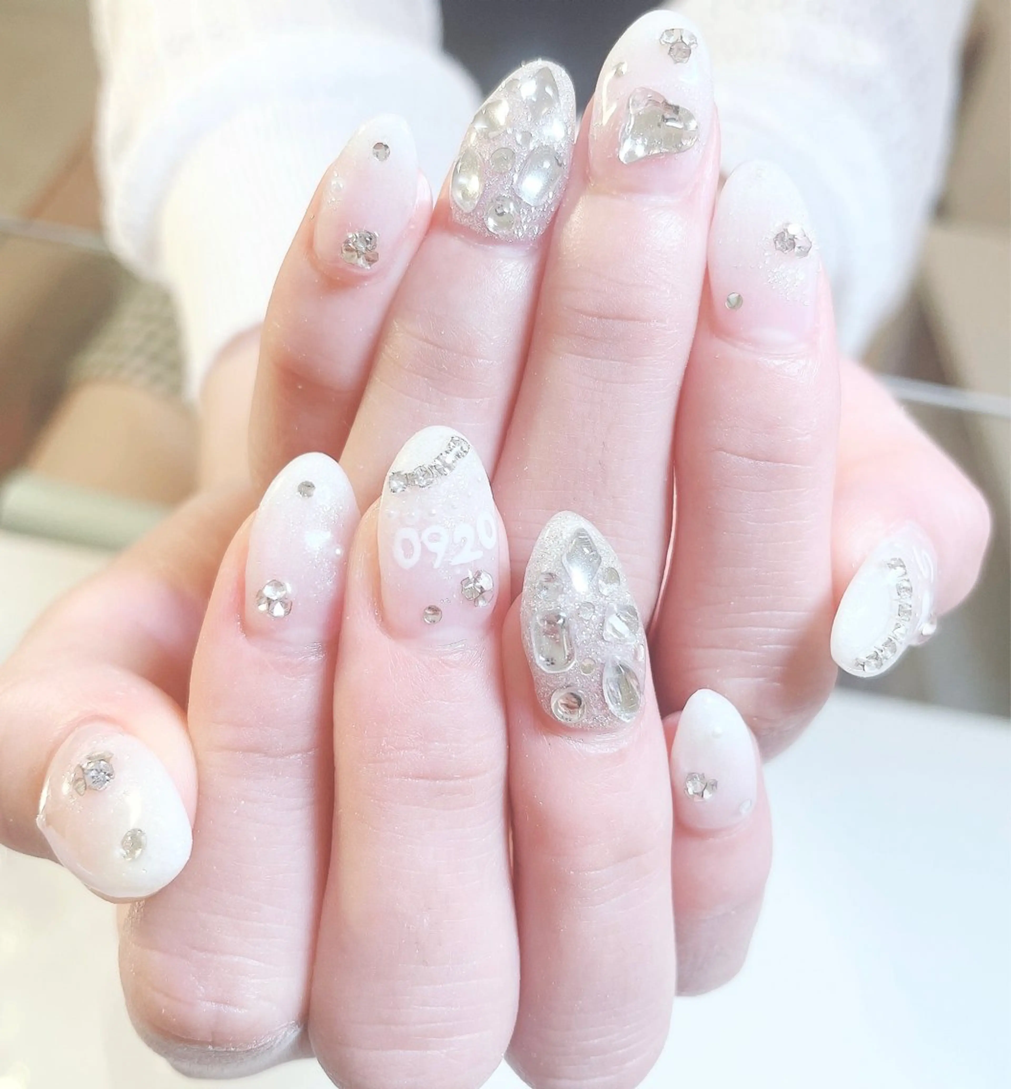 ネイル ハンドネイル Nail room Lunaのネイルデザイン