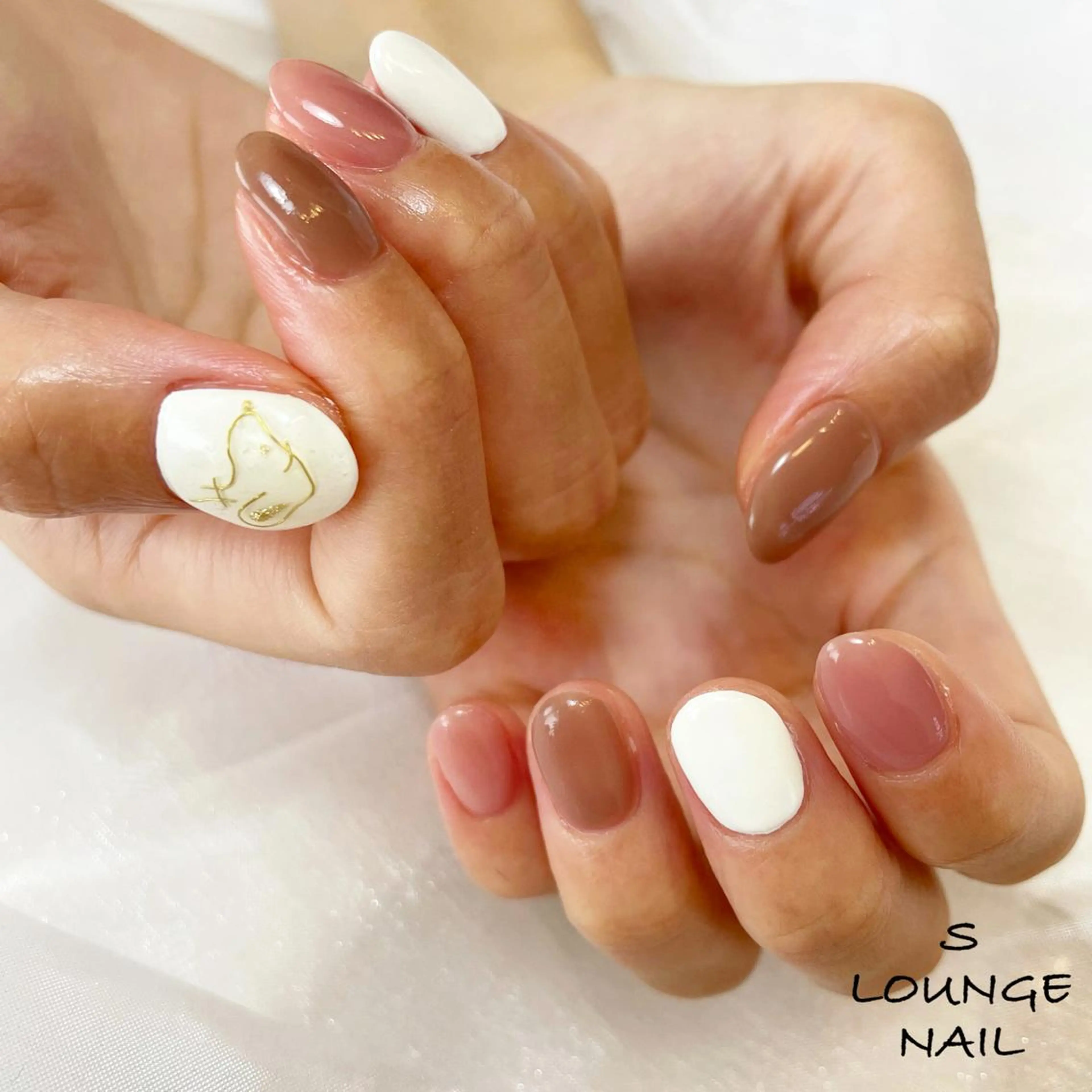 ネイル ハンドネイル フットネイル S LOUNGE NAIL所属・パーツたくさん🍓 SUMIのネイルデザイン