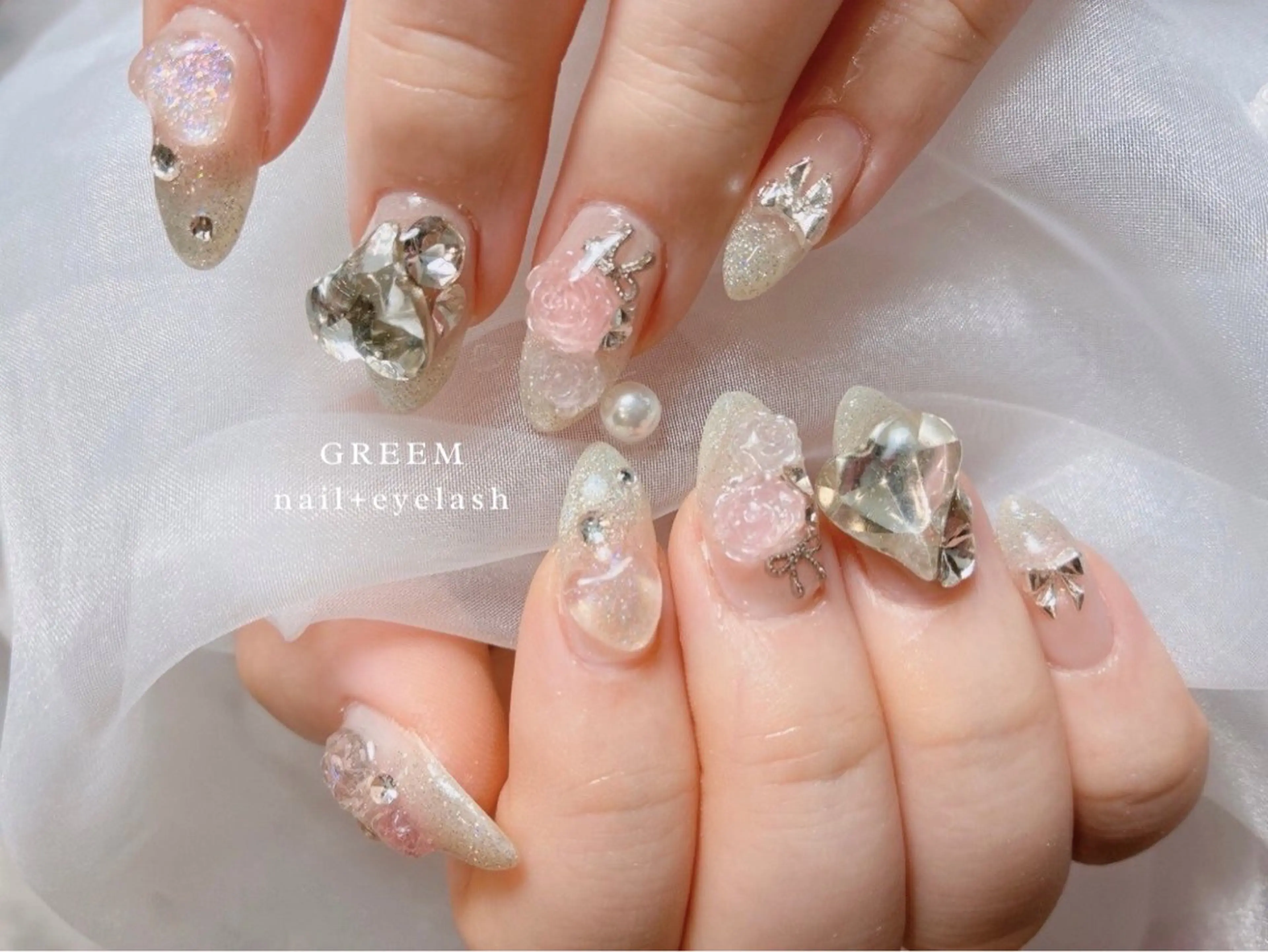 ネイル キラキラネイル ハンドネイル GREEM グリームのネイルデザイン